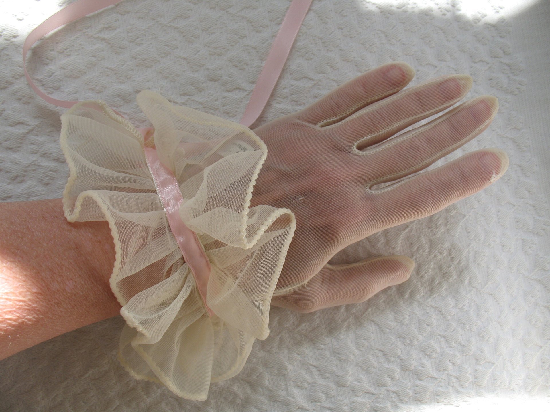 Vintage Gloves Sheer White Ruffles Pink Retro Mid Century Wedding Tea Dance Party NOS Mid Century Cosplay  Free Ship  US When Roses Bloom