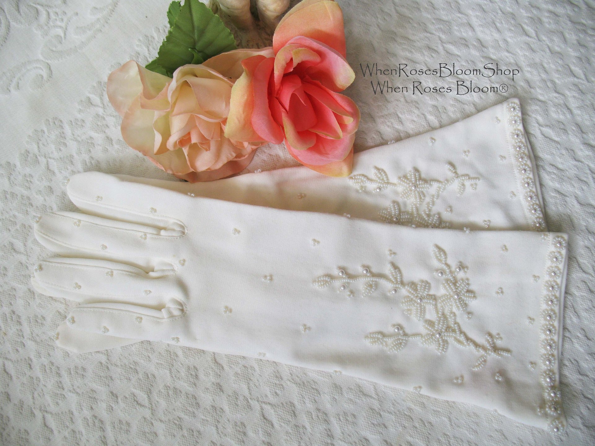 White Gloves Sz 7 8 Pearls Wedding Tea Dance Vintage NOS Matinee Evening Retro Mid Century Hollywood Glamour Free Ship US   WhenRosesBloom