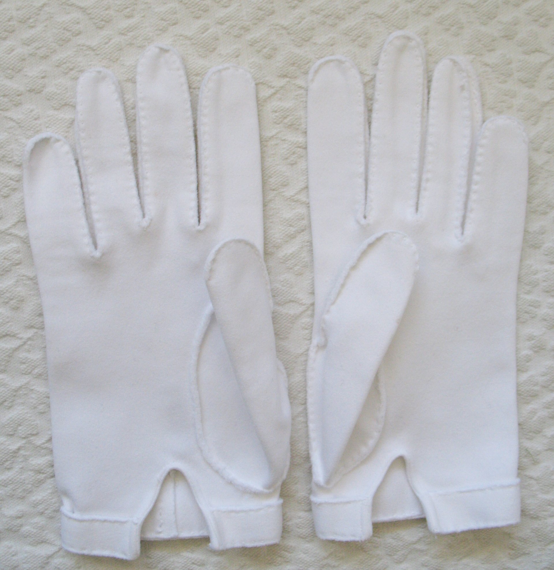 Vintage White Gloves Tea Party Retro Wedding Bride Bridesmaid  1st Communion Mid Century Minimalist Chic   Free Shipping US WhenRosesBloom