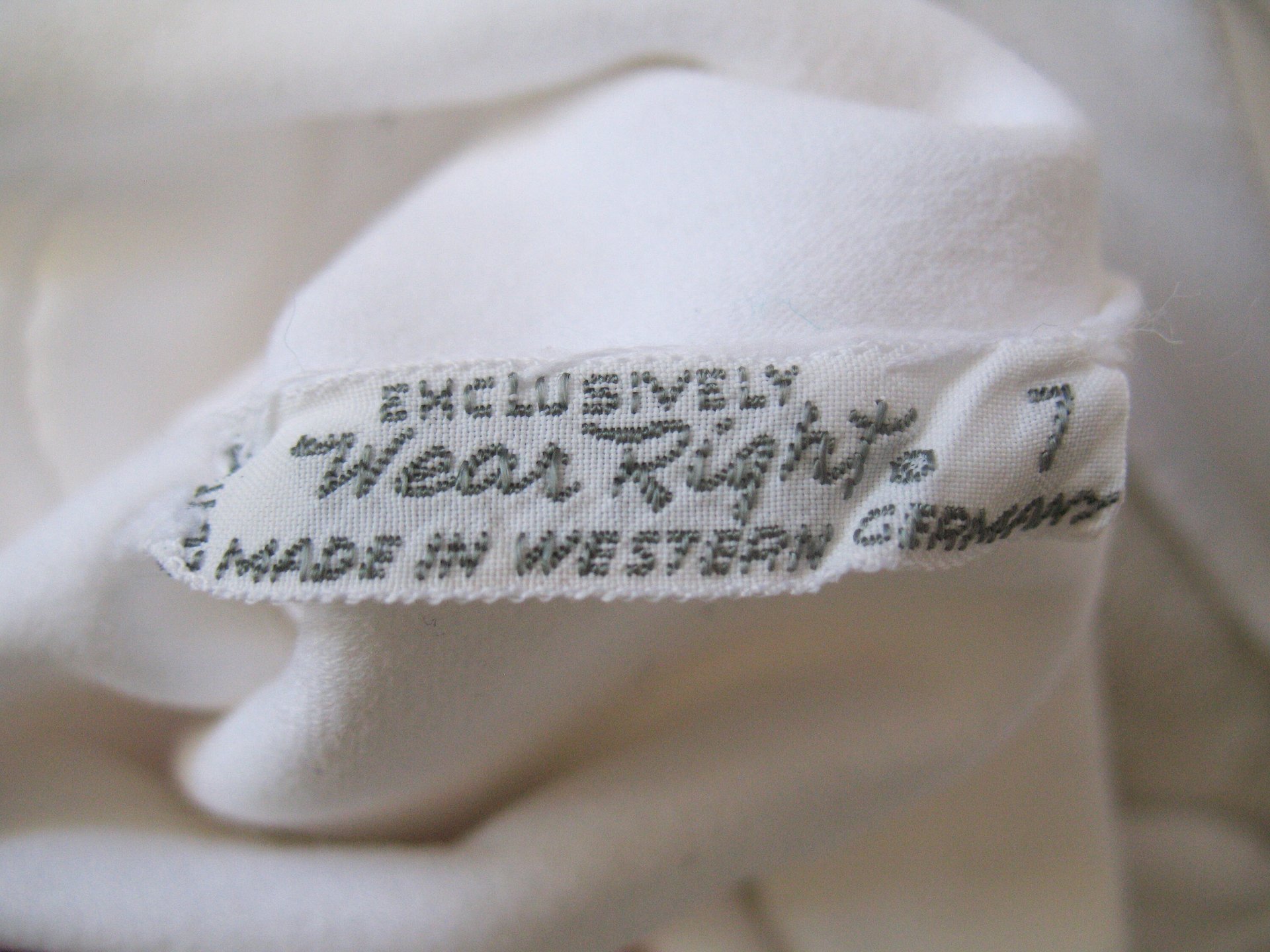 Vintage White Gloves Tea Party Retro Wedding Bride Bridesmaid  1st Communion Mid Century Minimalist Chic   Free Shipping US WhenRosesBloom