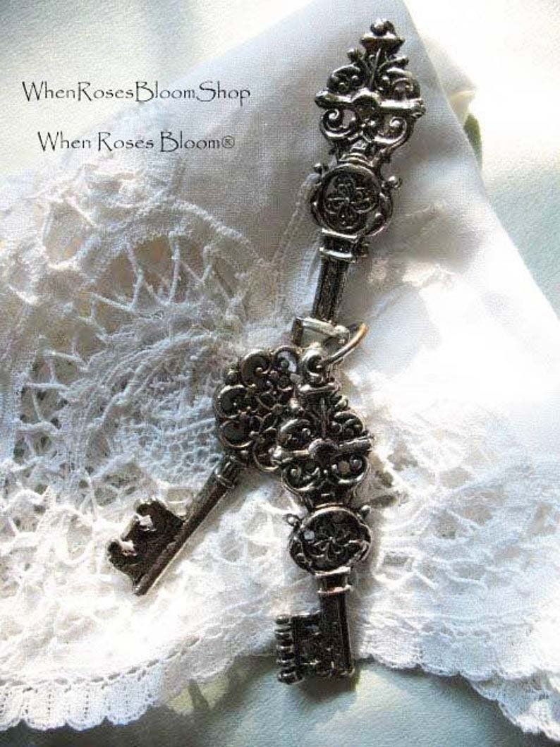 Vintage Pin Retro Key Jewelry Boho Victorian Steampunk Style Pin for Hat Lapel Scarf Kappa Kappa Gamma Style  WhenRosesBloom