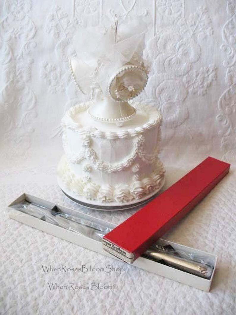 Vintage Silver Cake Knife English Sheffield Bride Wedding Bridal Gift  NOS new old stock classic Shell Elegant Tea Victoria WhenRosesBloom