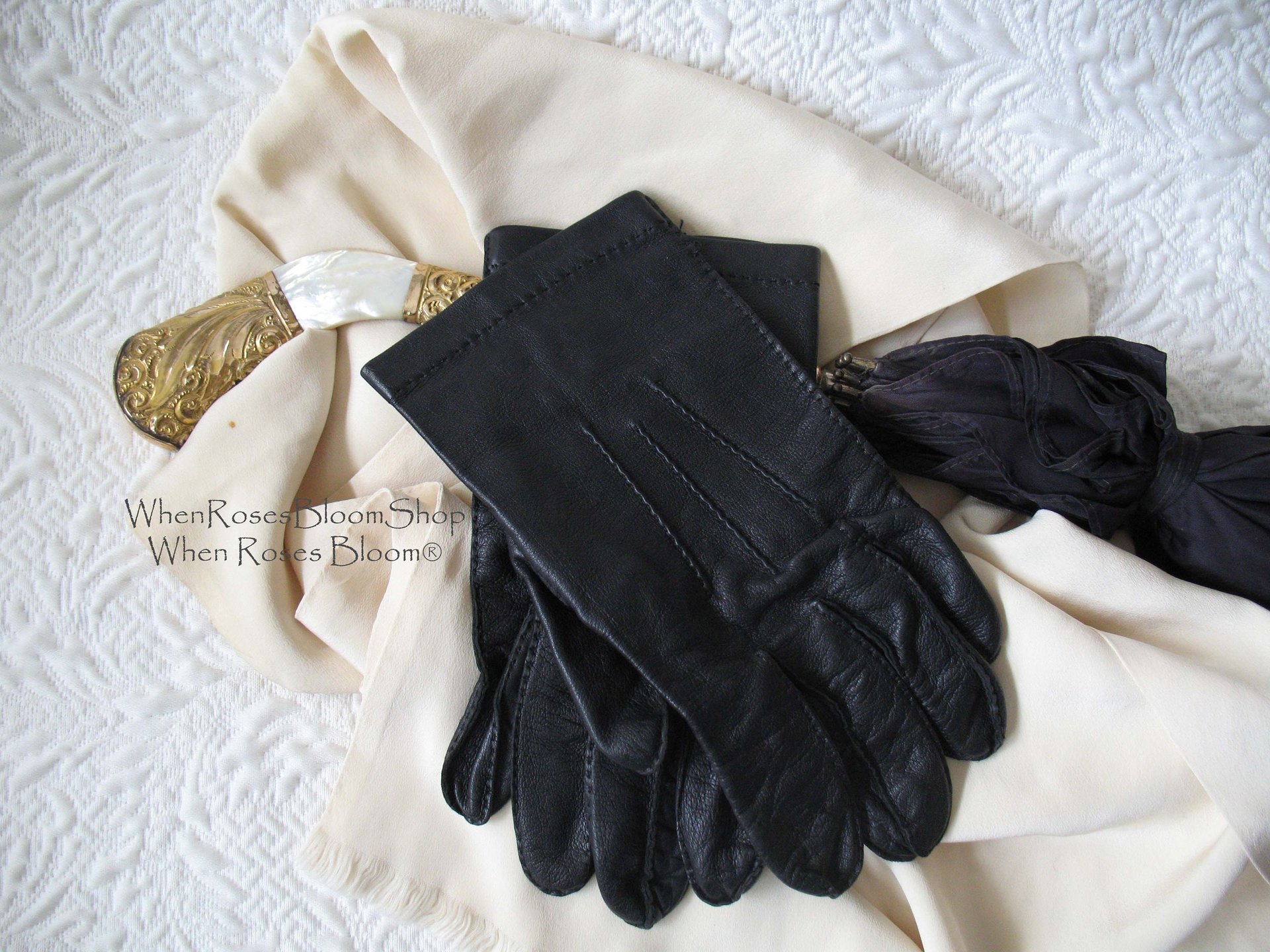Gloves Size 9 Black Leather Vintage Downton Steampunk Victorian Austen Gentleman Dandy Cosplay Style Shipping Incl. in USA WhenRosesBloom