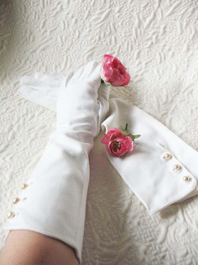 White Gloves Sz 7 1/2 Vintage Wedding Debutante Tea Party Dance Downton J Austen Cosplay Elegant Hollywood Mid Century Style WhenRosesBloom