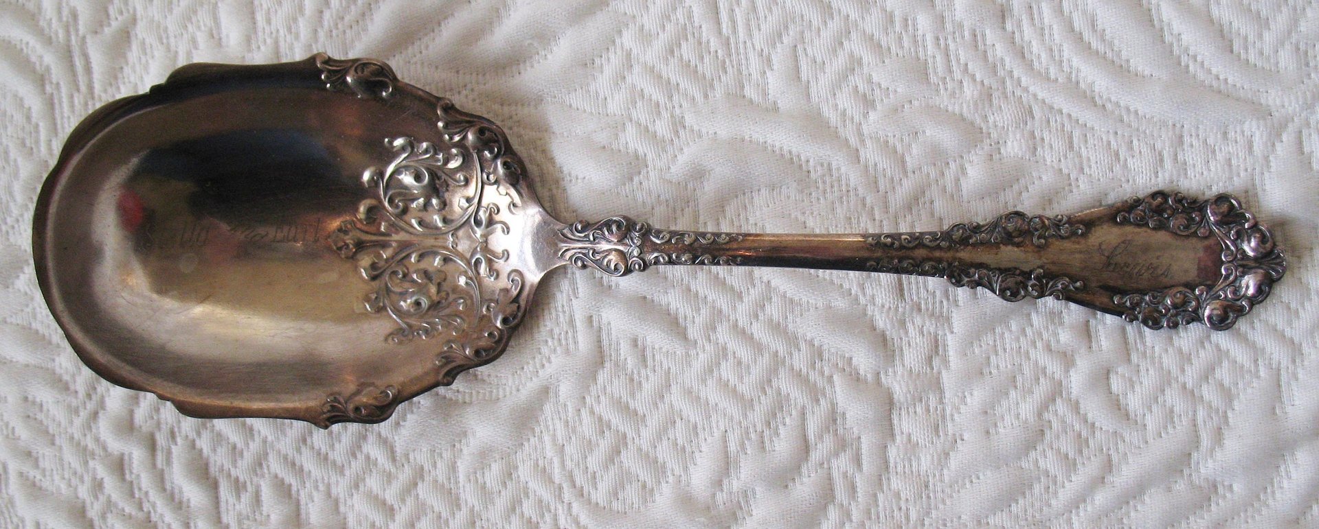 Vintage Silver Berry Salad Spoon Tea Gift Berkshire 1897 Rogers Victoria Downton Shabby Chic Cottage Decor Free Ship in US WhenRosesBloom