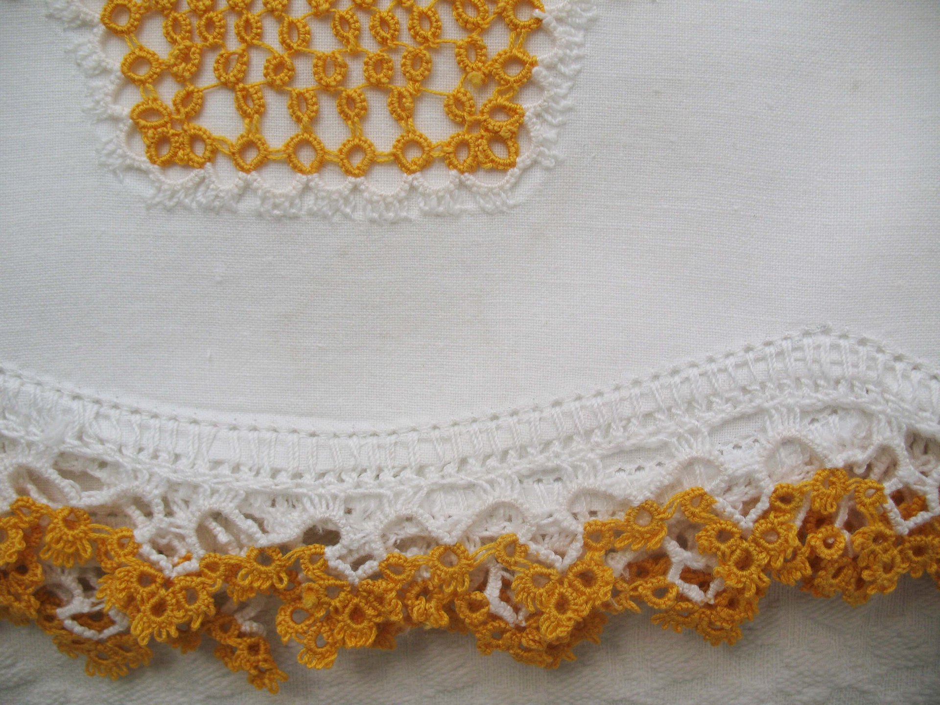 Pillowcase Tatted Lace Edge Flower Basket Heirloom New Old Shabby Chic Farmhouse Cottage Style Free Shipping in US WhenRosesBloom