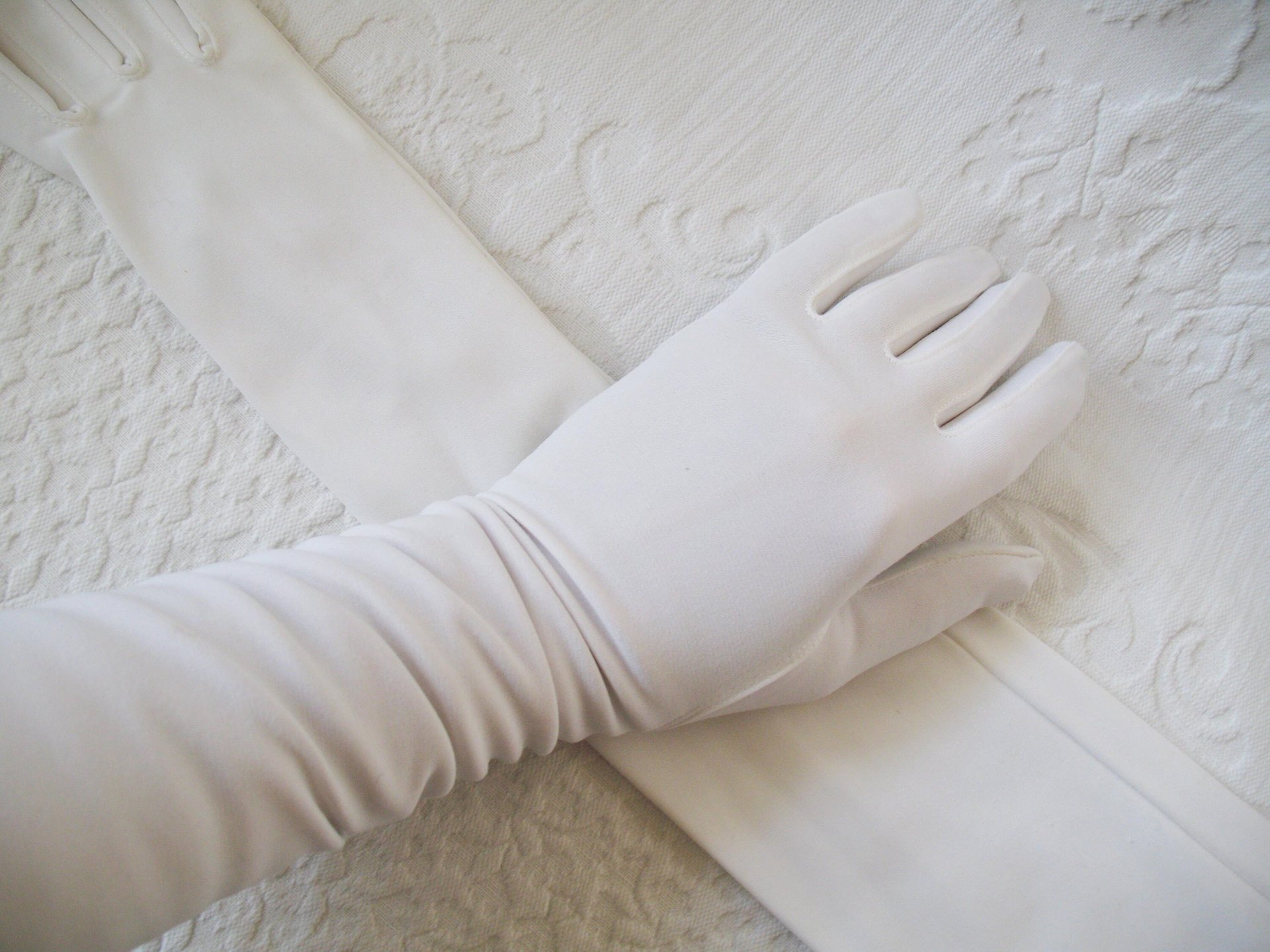 Vintage Gloves White Debutante Long Opera 3 Button Mid Century Wedding Style Downton Titanic Jane Austen Cosplay When Roses Bloom