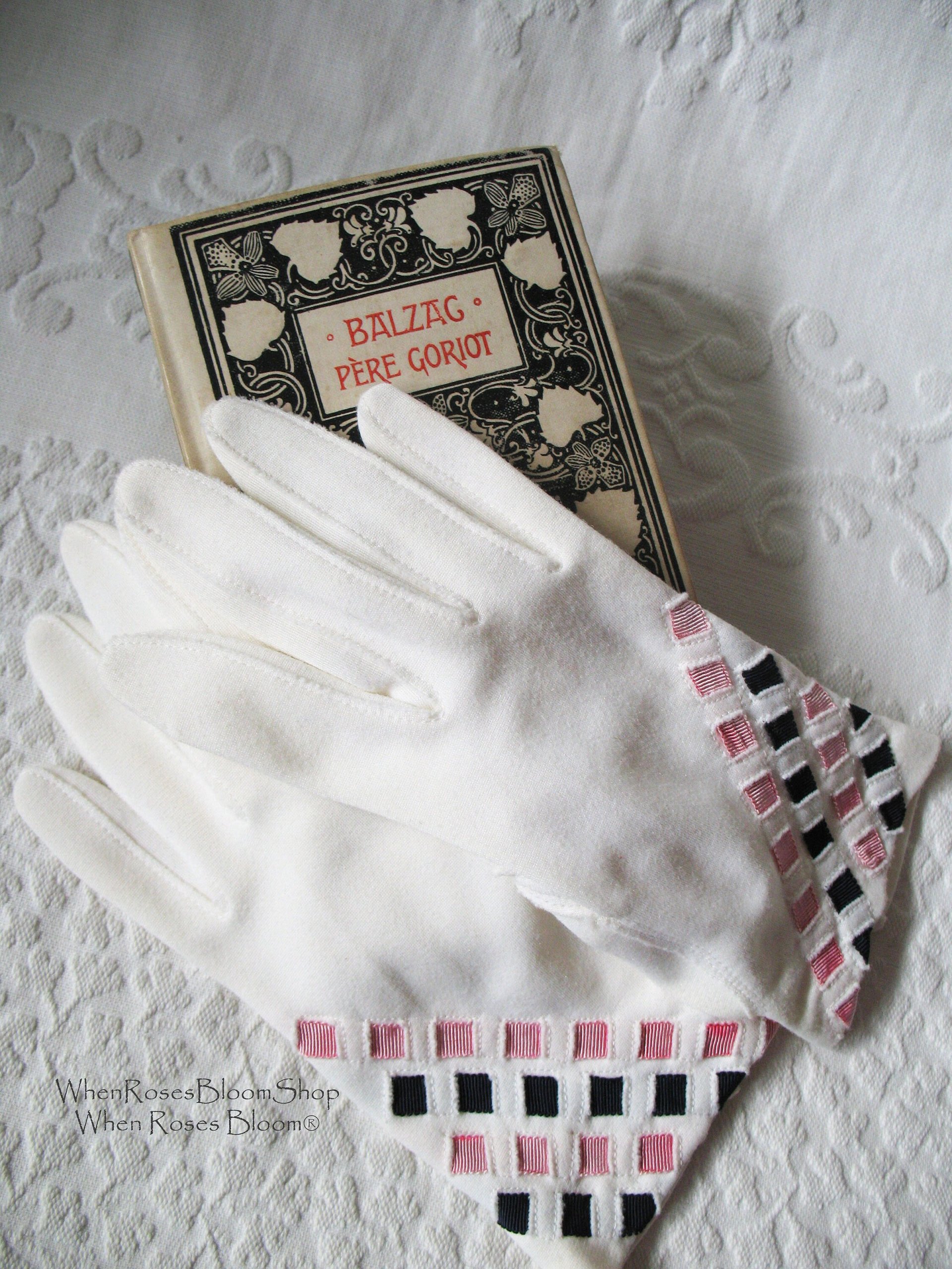 Vintage White Gloves Retro Tea Party Downton Miss Fisher Audrey Hepburn Cosplay Casual Sport Style Vegan Free Shipping in US  WhenRosesBloom