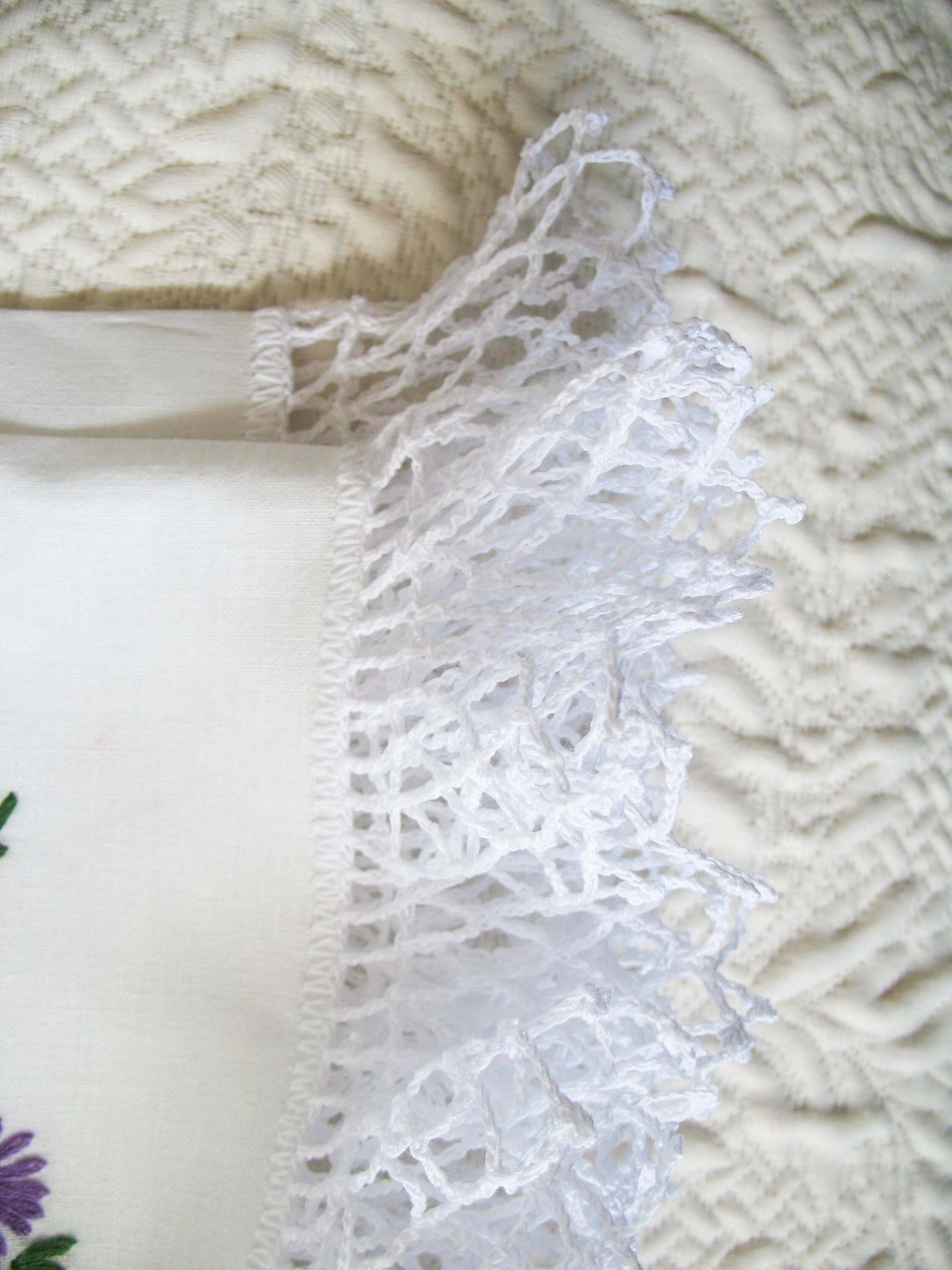 Vintage Pillowcases Pr  Crochet Lace Edges Wildflowers Trousseau NOS Shabby Chic Farmhouse Cottage Style Free Shipping in US WhenRosesBloom