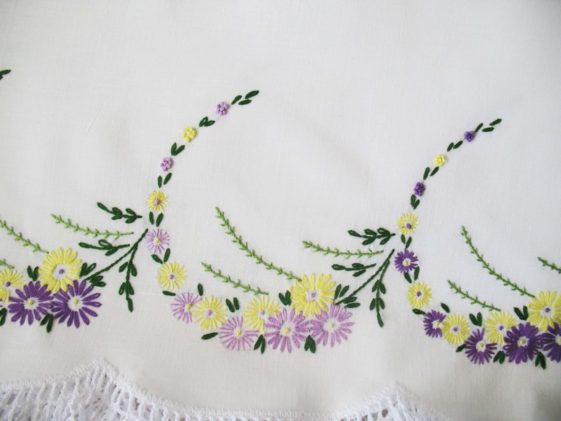 Vintage Pillowcases Pr  Crochet Lace Edges Wildflowers Trousseau NOS Shabby Chic Farmhouse Cottage Style Free Shipping in US WhenRosesBloom