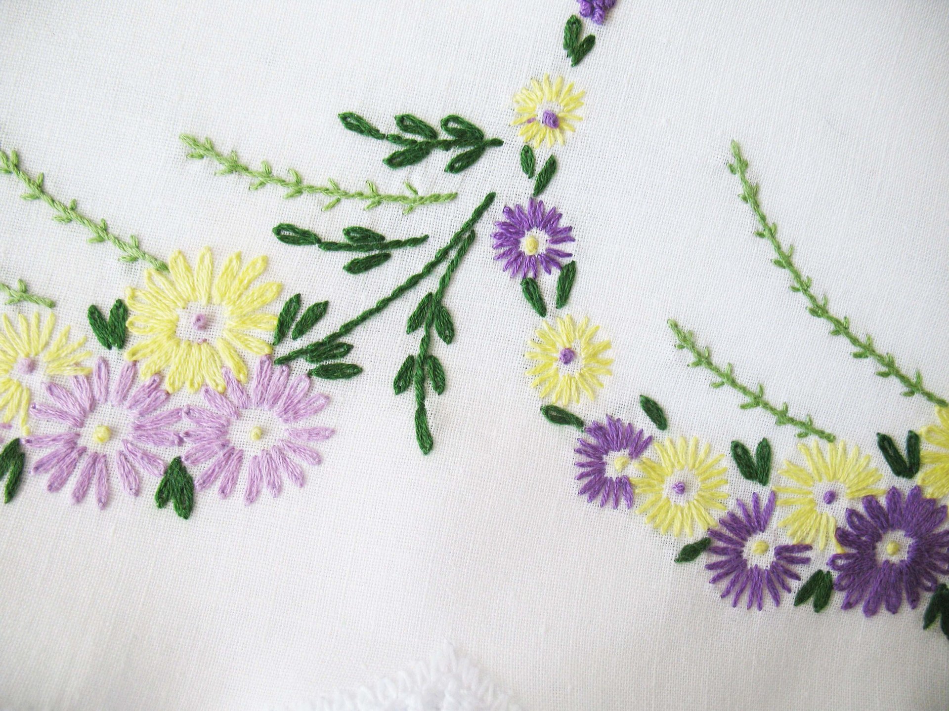 Vintage Pillowcases Pr  Crochet Lace Edges Wildflowers Trousseau NOS Shabby Chic Farmhouse Cottage Style Free Shipping in US WhenRosesBloom