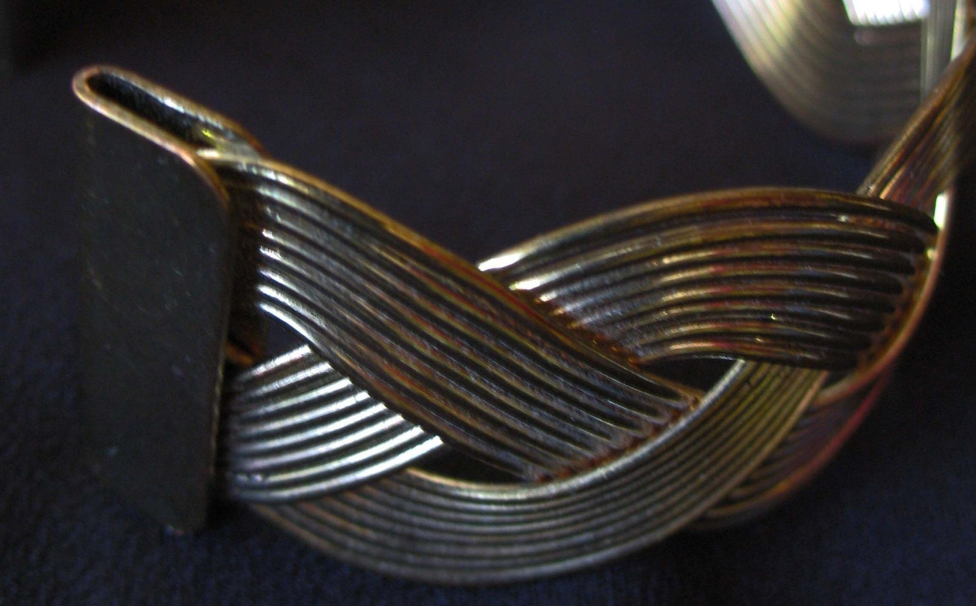Vintage Bracelet Wire Braid Design Casual Retro 70s 80s Boho Gypsy Hipster Retro Jewelry Gift  WhenRosesBloom