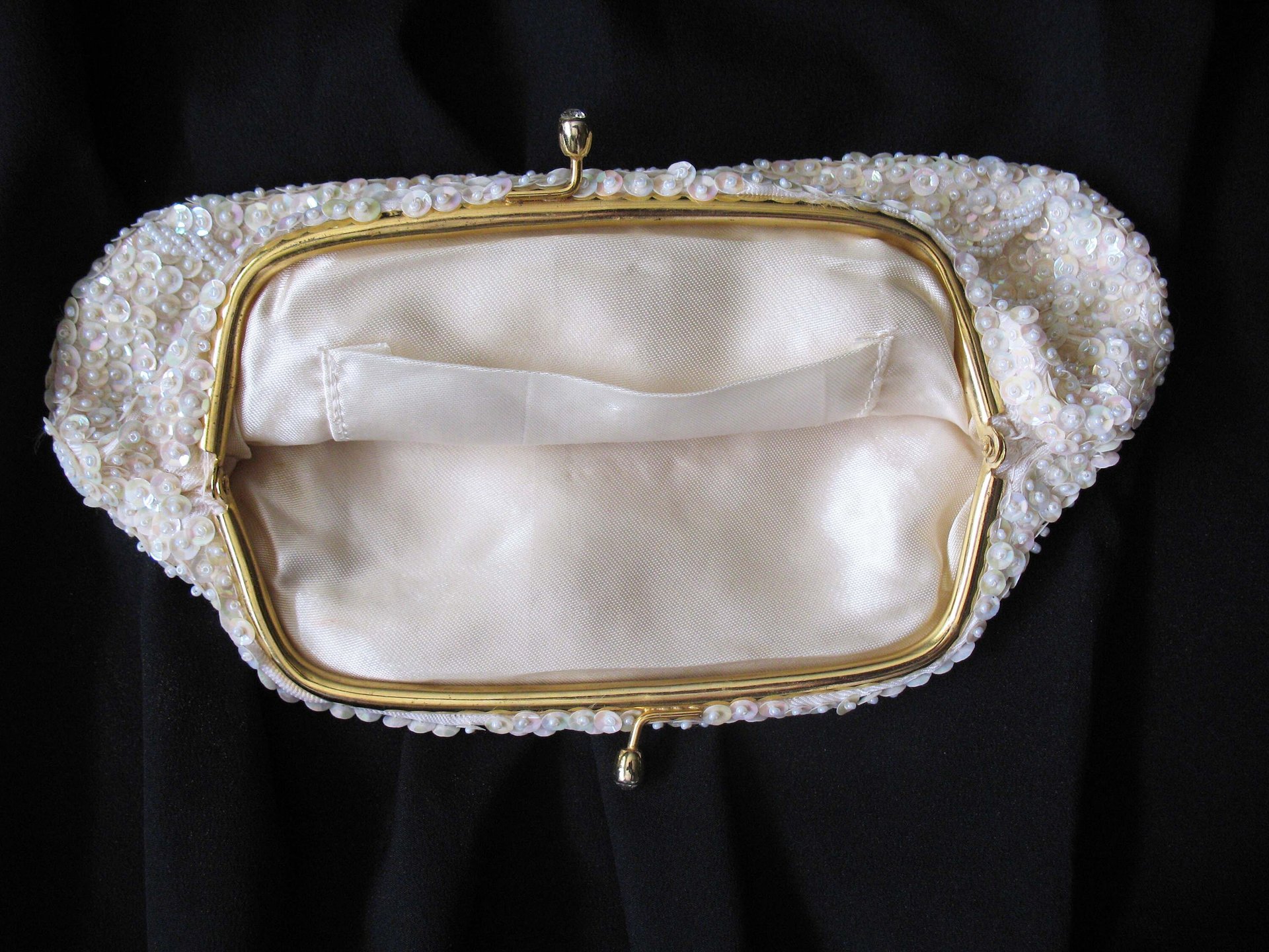 Vintage White Sequin and  Beaded Clutch Purse Evening Bag Art Deco Style Retro Cocktail Party Classic Style Glamour Dance WhenRosesBloom