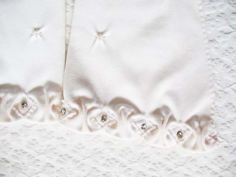 Vintage White Gloves Pearl Rhinestone Retro Mid Century Wedding Bride  Free Ship US Downton Austen Titanic Cosplay    When Roses Bloom