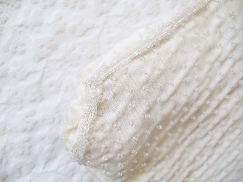 Vintage Purse White  Beaded Formal Evening Bag Elegant Handbag Wedding Tea Party Cocktail Party Deubutante Classic Bridal WhenRosesBloom