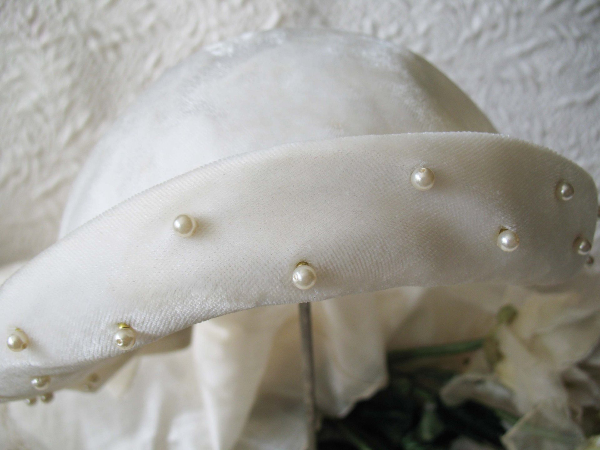 Vintage White Cloche Hat Wedding Cap Elegant Bridal 1st Communion hat Retro Dressy Hat for Tea Downton  Gatsby Cosplay WhenRosesBloom
