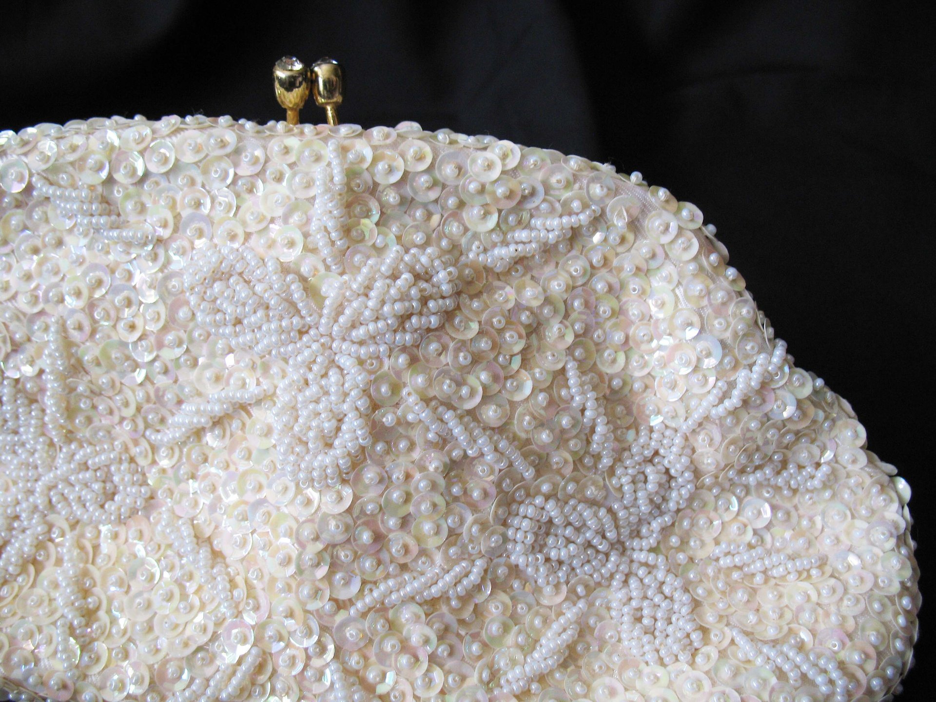 Vintage White Sequin and  Beaded Clutch Purse Evening Bag Art Deco Style Retro Cocktail Party Classic Style Glamour Dance WhenRosesBloom