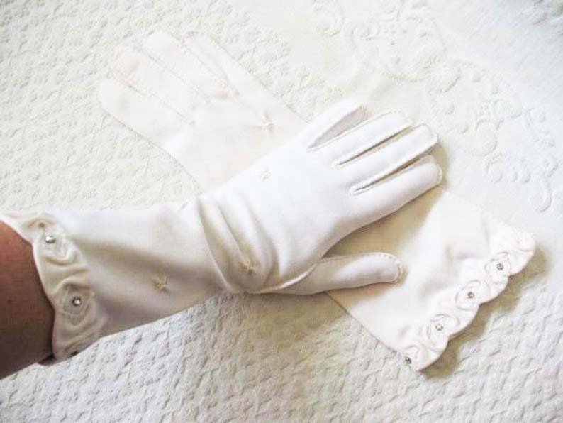 Vintage White Gloves Pearl Rhinestone Retro Mid Century Wedding Bride  Free Ship US Downton Austen Titanic Cosplay    When Roses Bloom