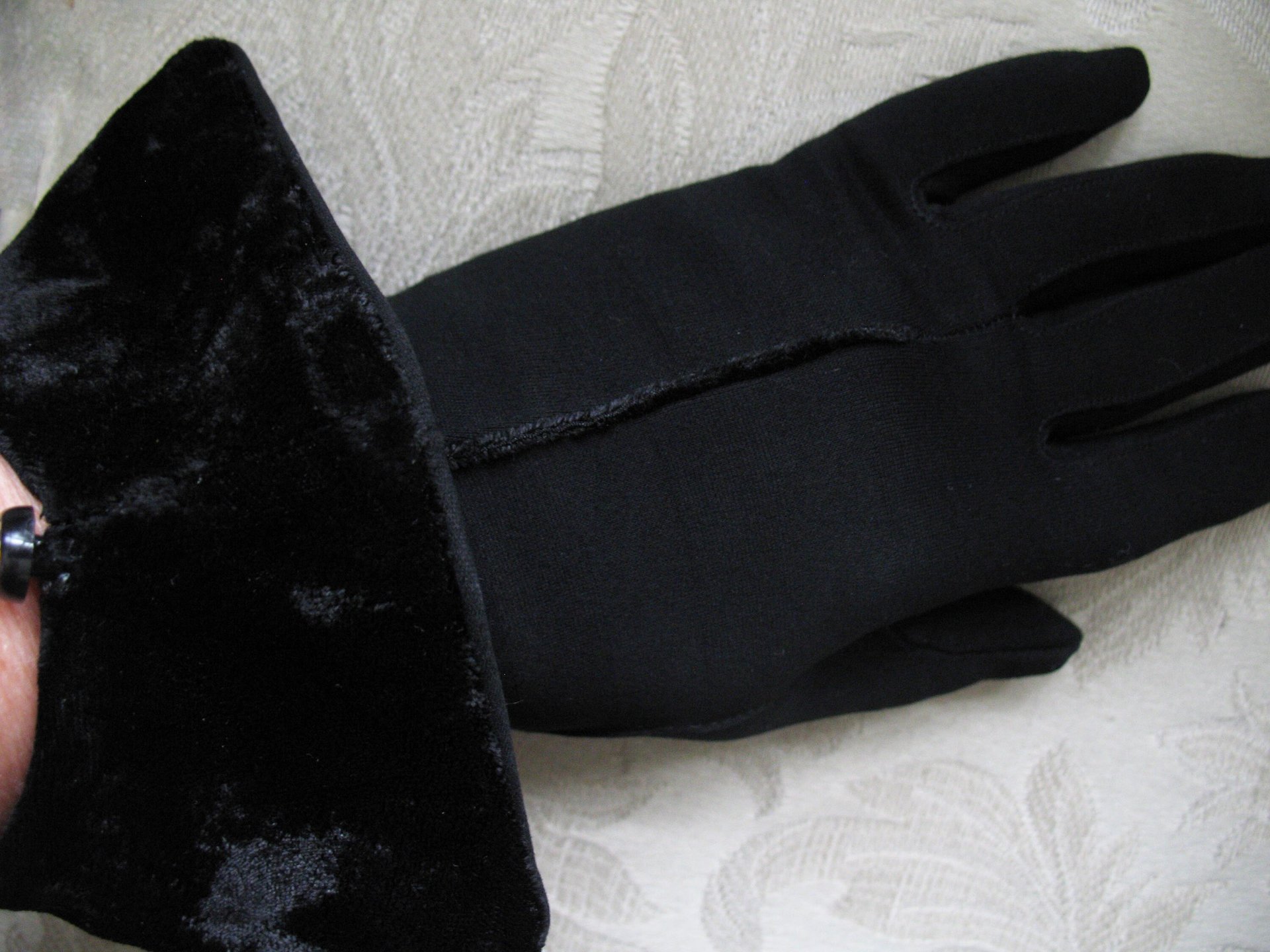 Vintage Black Gloves Sz 6+  Velvet Elegant Hollywood Glamour Dance Wedding Evening Cocktail Steampunk Cosplay Free Ship US  WhenRosesBloom