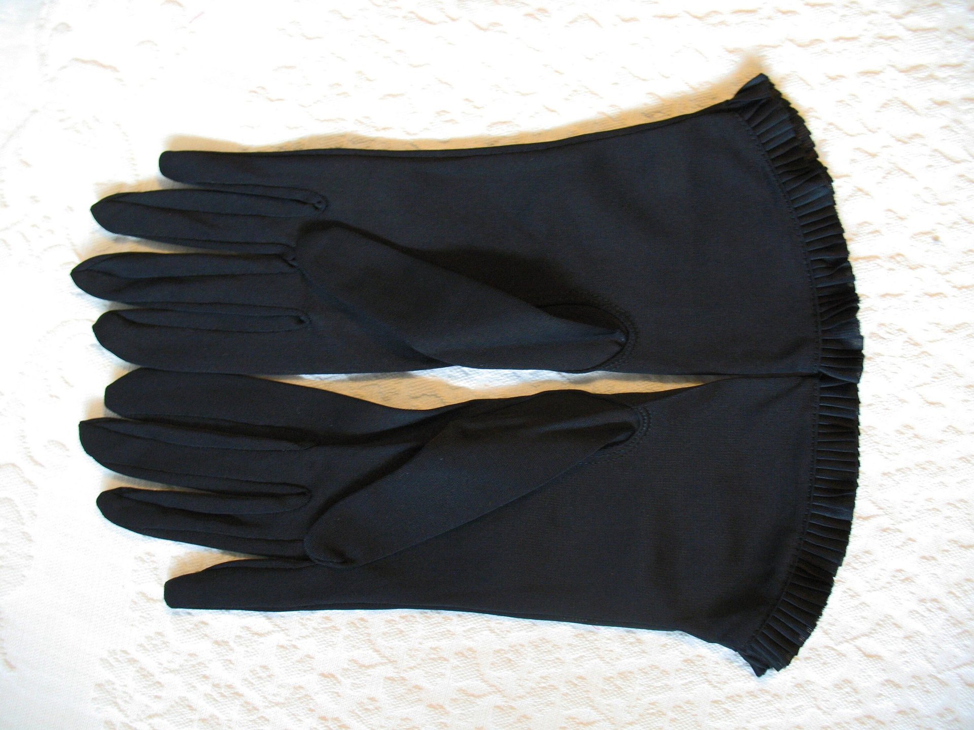 Vintage Gloves Black Retro Mid Century Tea Dance Wedding Downton Miss Fisher Steampunk Cosplay Gloves NOS Free Ship  US When Roses Bloom