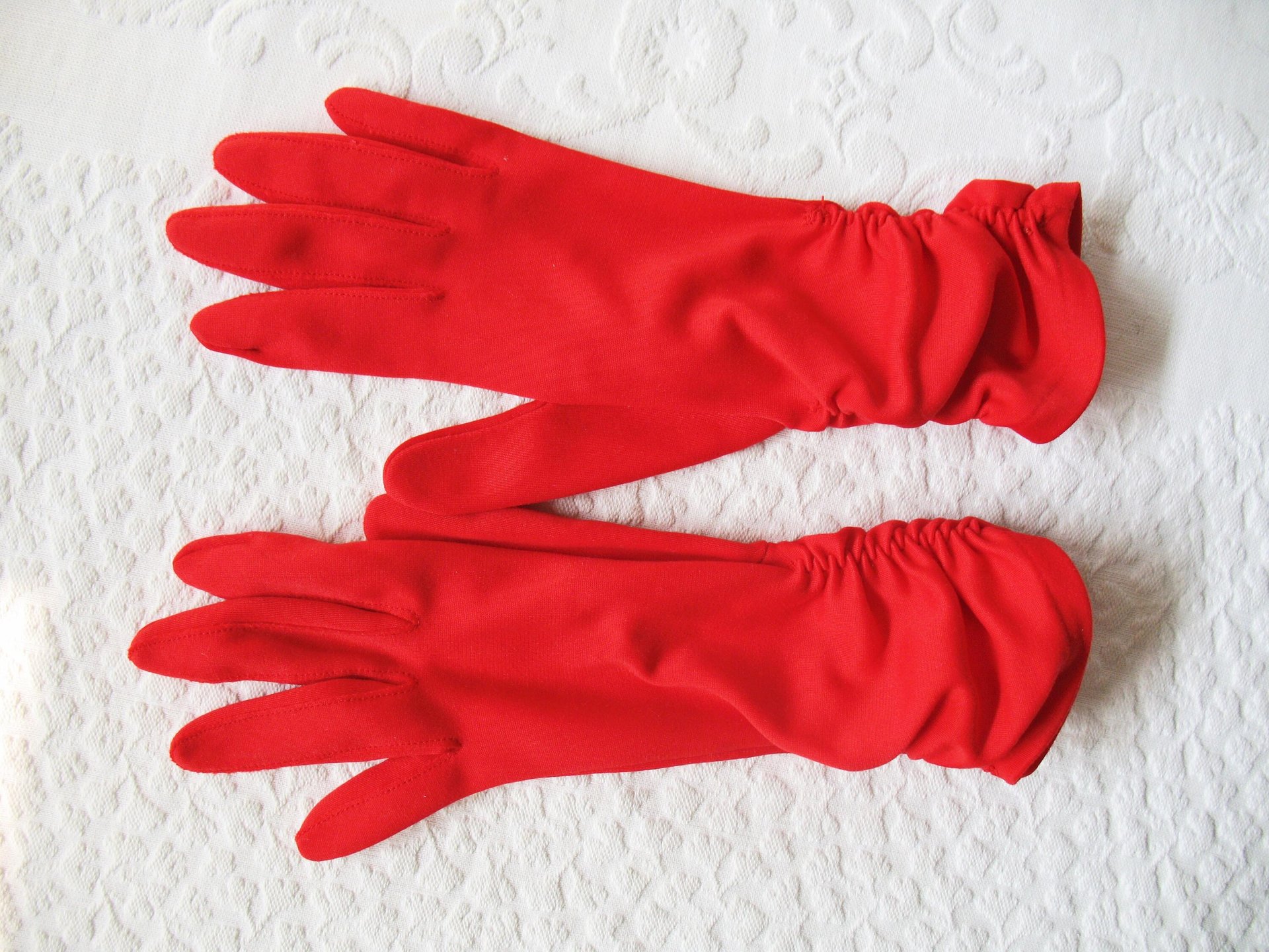 Vintage Gloves Red Size 6-Sz 7.5 gathered wrist accent Tea Party Dance  Mid Century Audrey Hepburn Style Free ship US WhenRosesBloom