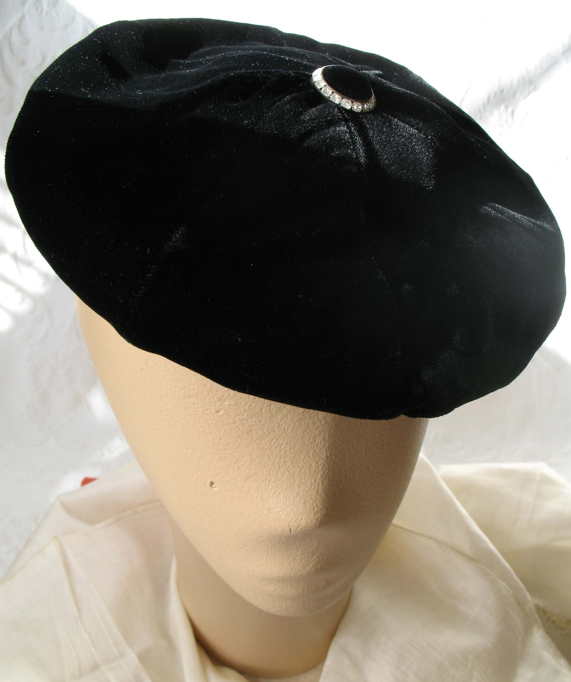Vintage Hat Black Velvet Beret Eastern Airlines Stewardess Uniform Mid Century Pill Box 1960s Steampunk Cosplay Hat WhenRosesBloom