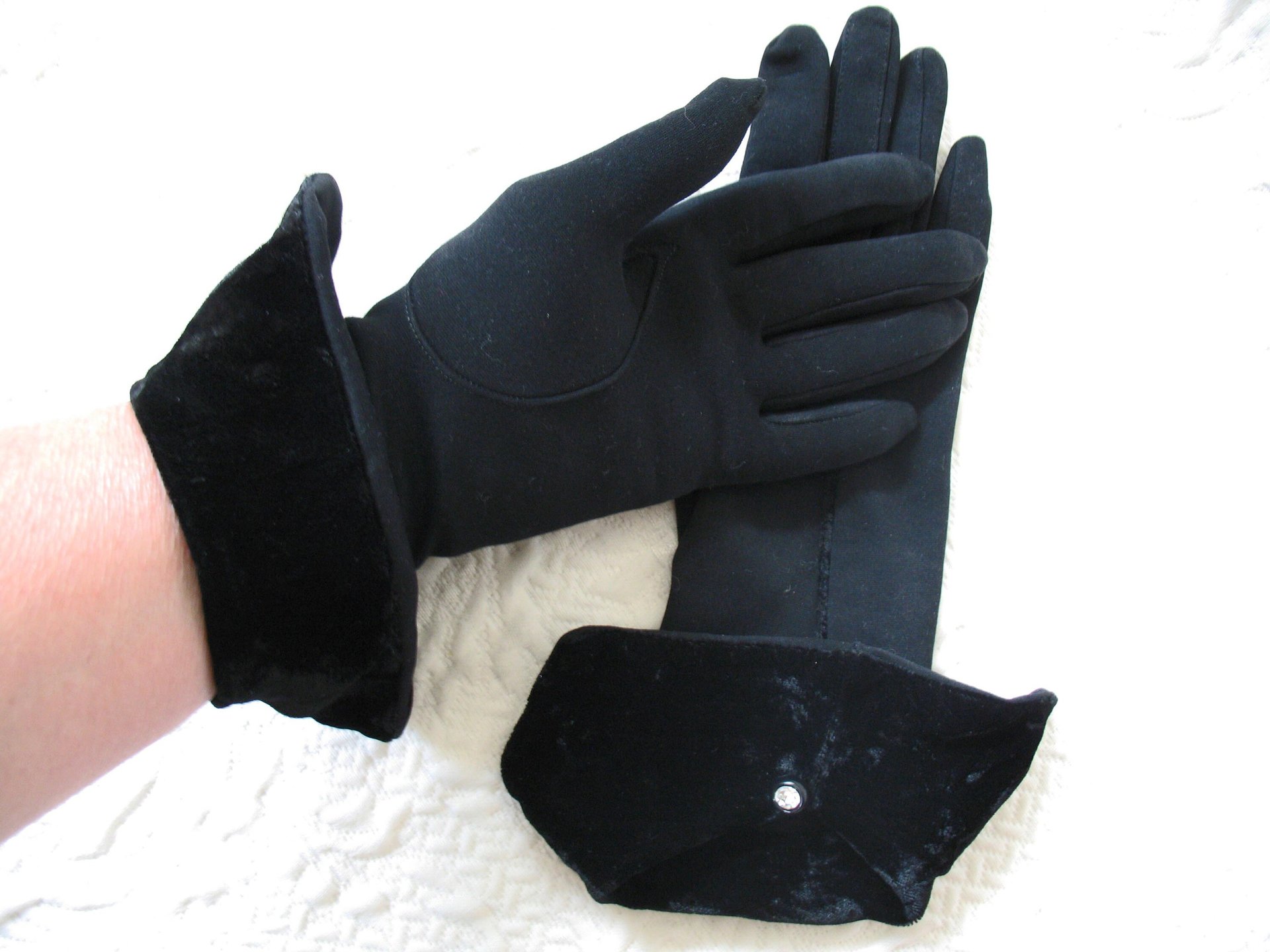 Vintage Black Gloves Sz 6+  Velvet Elegant Hollywood Glamour Dance Wedding Evening Cocktail Steampunk Cosplay Free Ship US  WhenRosesBloom