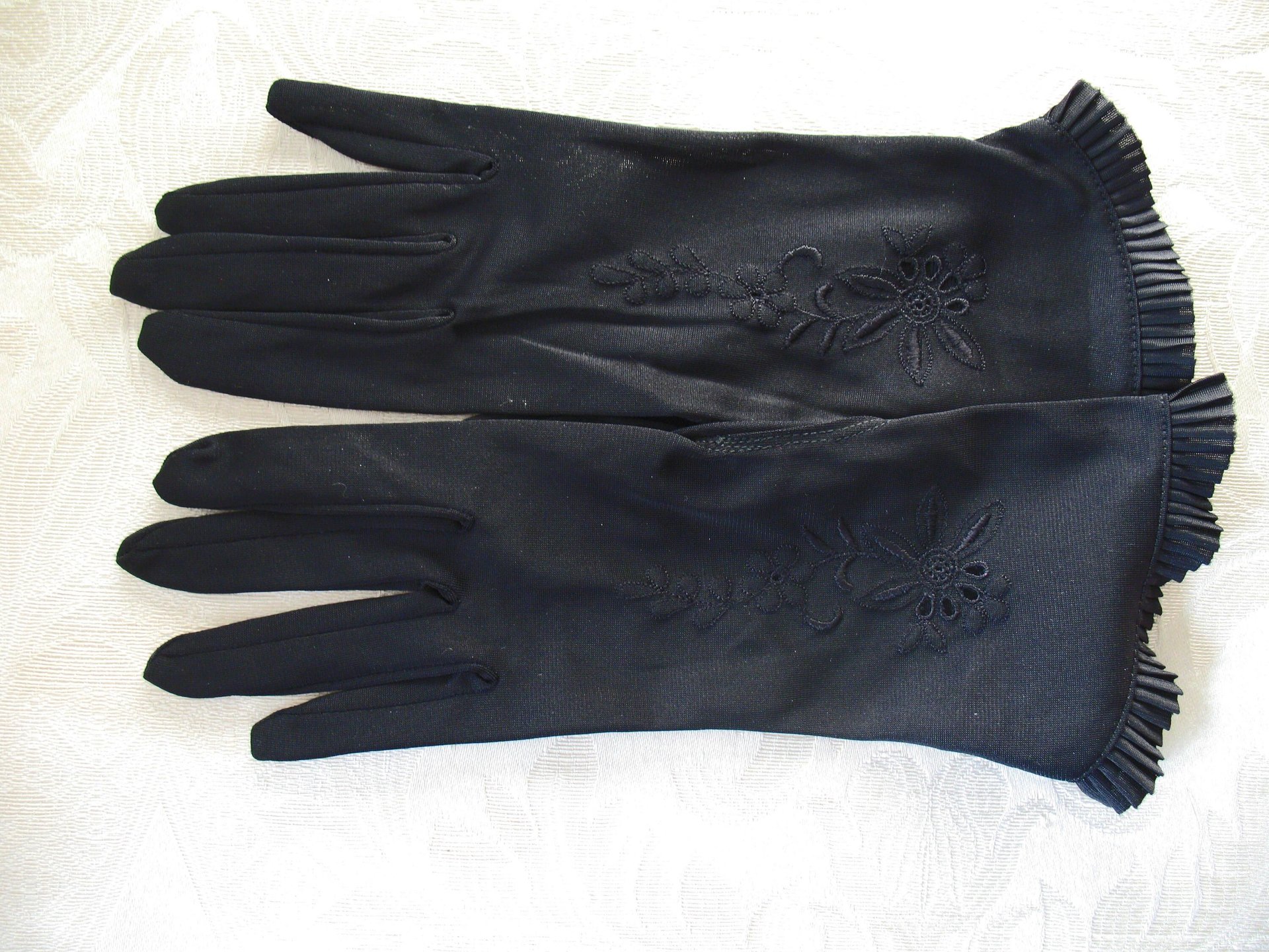Vintage Gloves Black Retro Mid Century Tea Dance Wedding Downton Miss Fisher Steampunk Cosplay Gloves NOS Free Ship  US When Roses Bloom