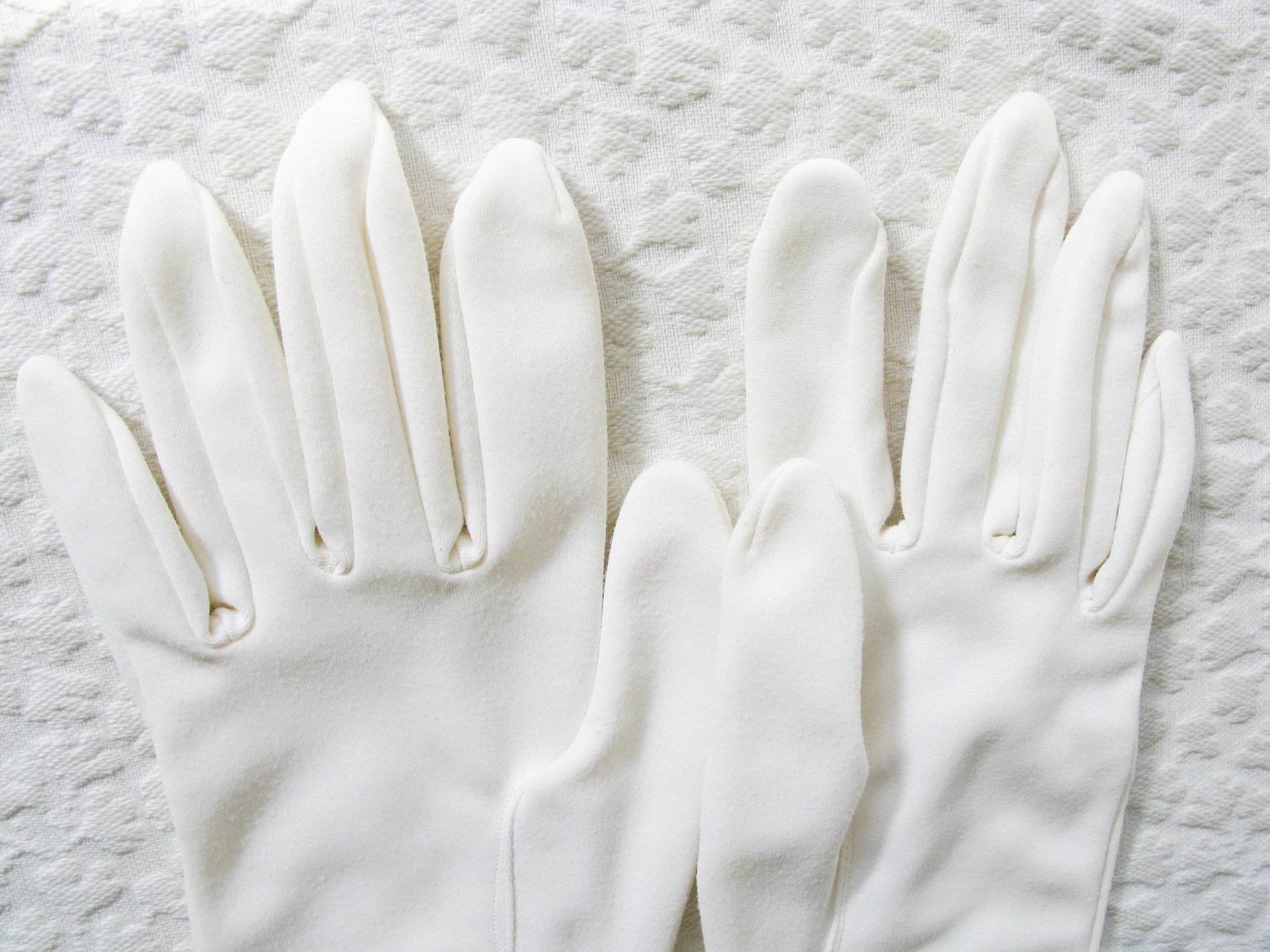 White Gloves Vegan Fabric Retro Vintage Tea Party Wedding  Elegant Cosplay  Mid Century Style washable gloves Free Ship US When Roses Bloom