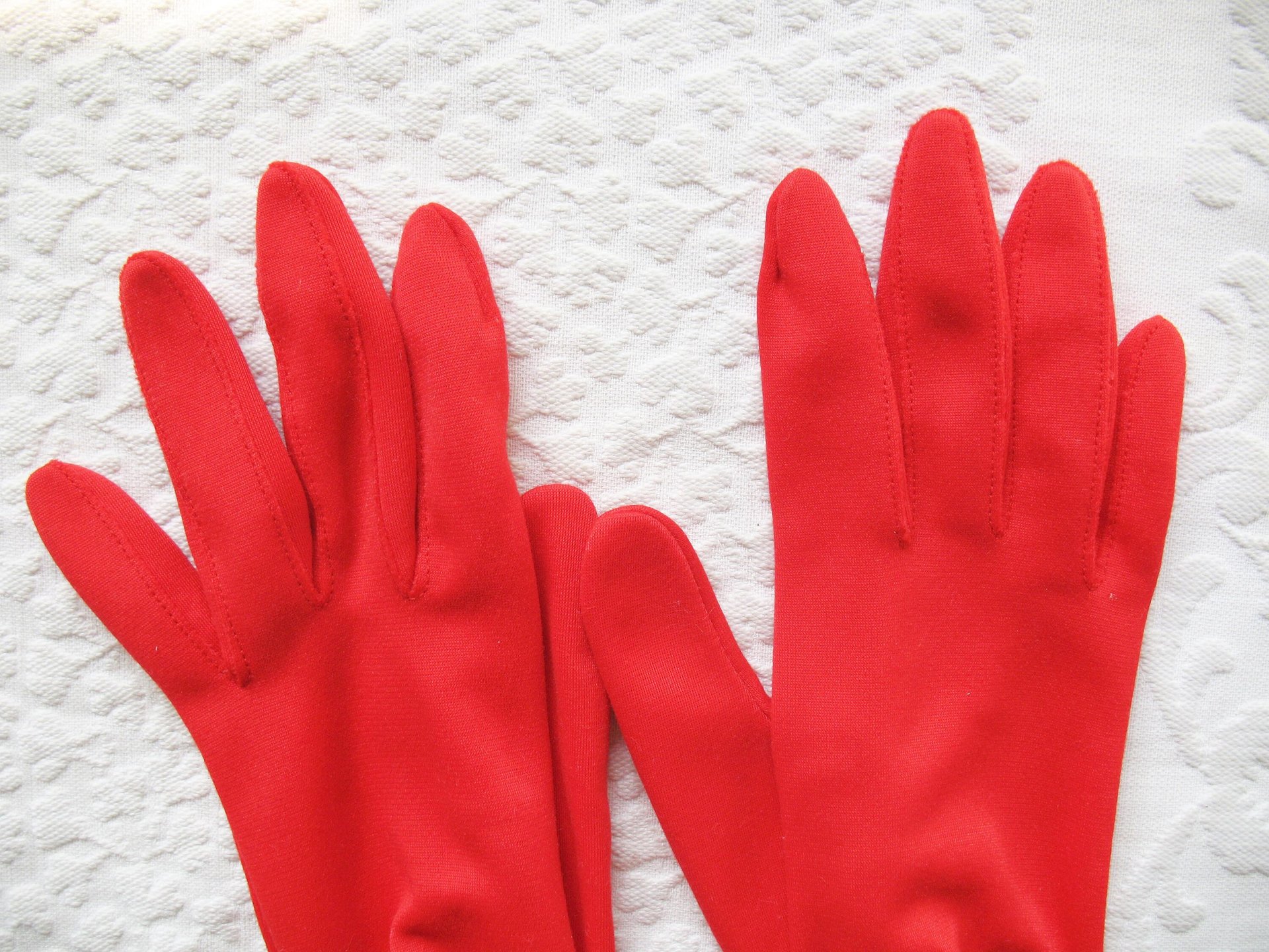 Vintage Gloves Red Size 6-Sz 7.5 gathered wrist accent Tea Party Dance  Mid Century Audrey Hepburn Style Free ship US WhenRosesBloom