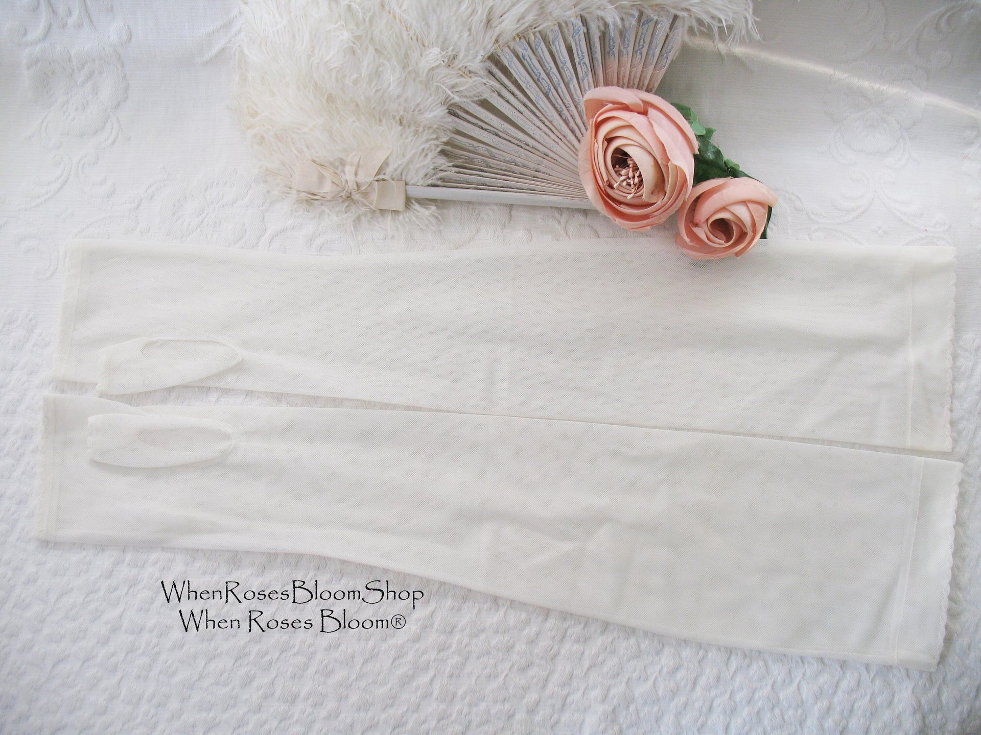 Vintage Fingerless Gloves White Victorian Lace Antique Wedding Downton Titanic Austen Victoria Dickens Cosplay Free Ship US When Roses Bloom