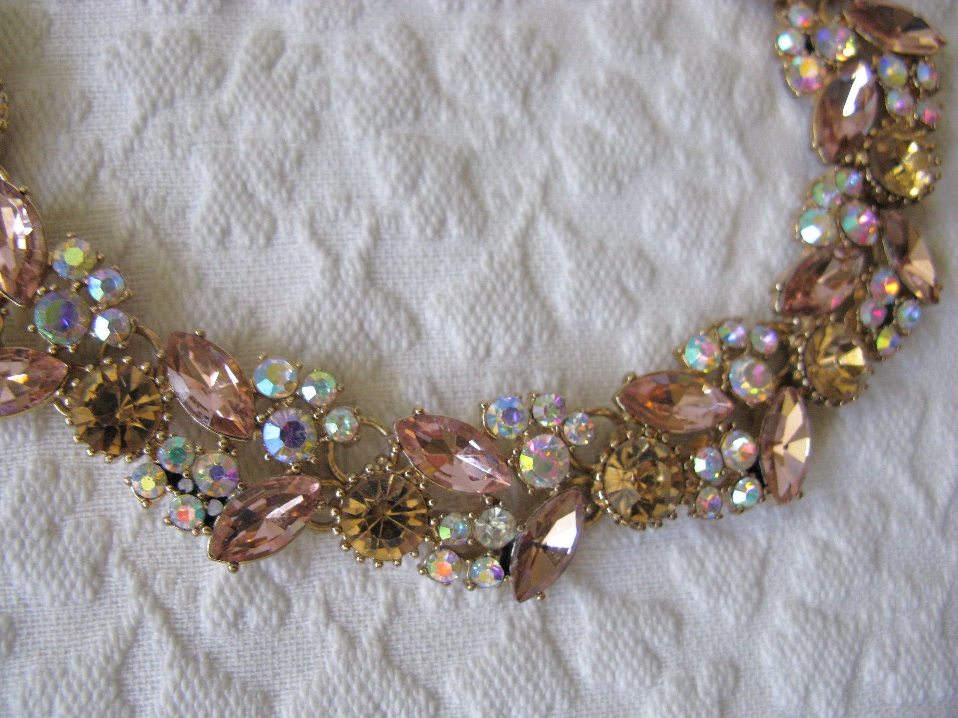 Rhinestone Necklace Vintage Wedding Aurora Borealis Statement Necklace Retro 50s 60s Hollywood Party Style Elegant  WhenRosesBloom
