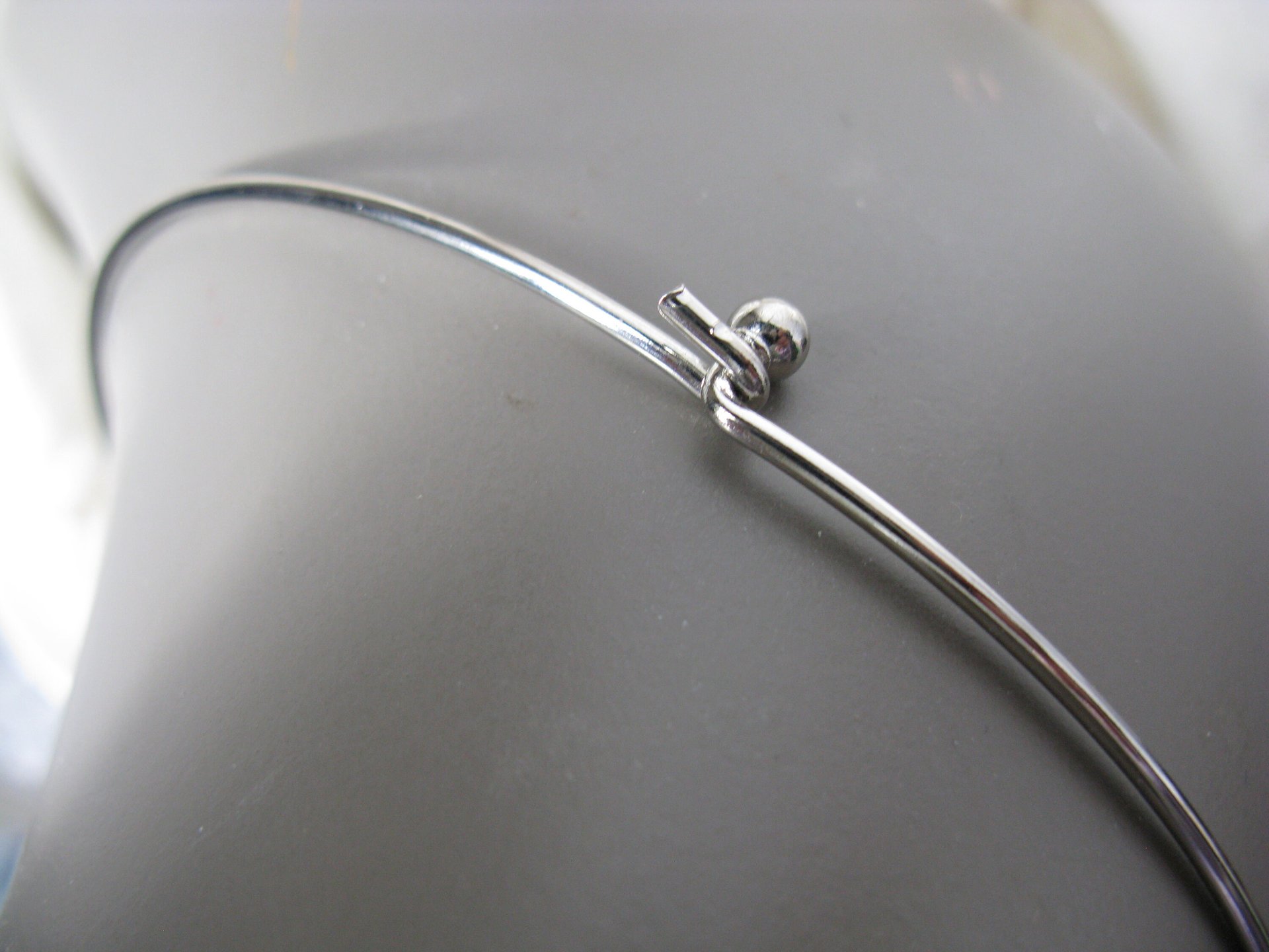 Vintage Silver Choker Pendant 70s Minimalist Style Modernist Floral Statement Necklace Boho Gypsy Retro Elegant Free Ship US WhenRosesBloom