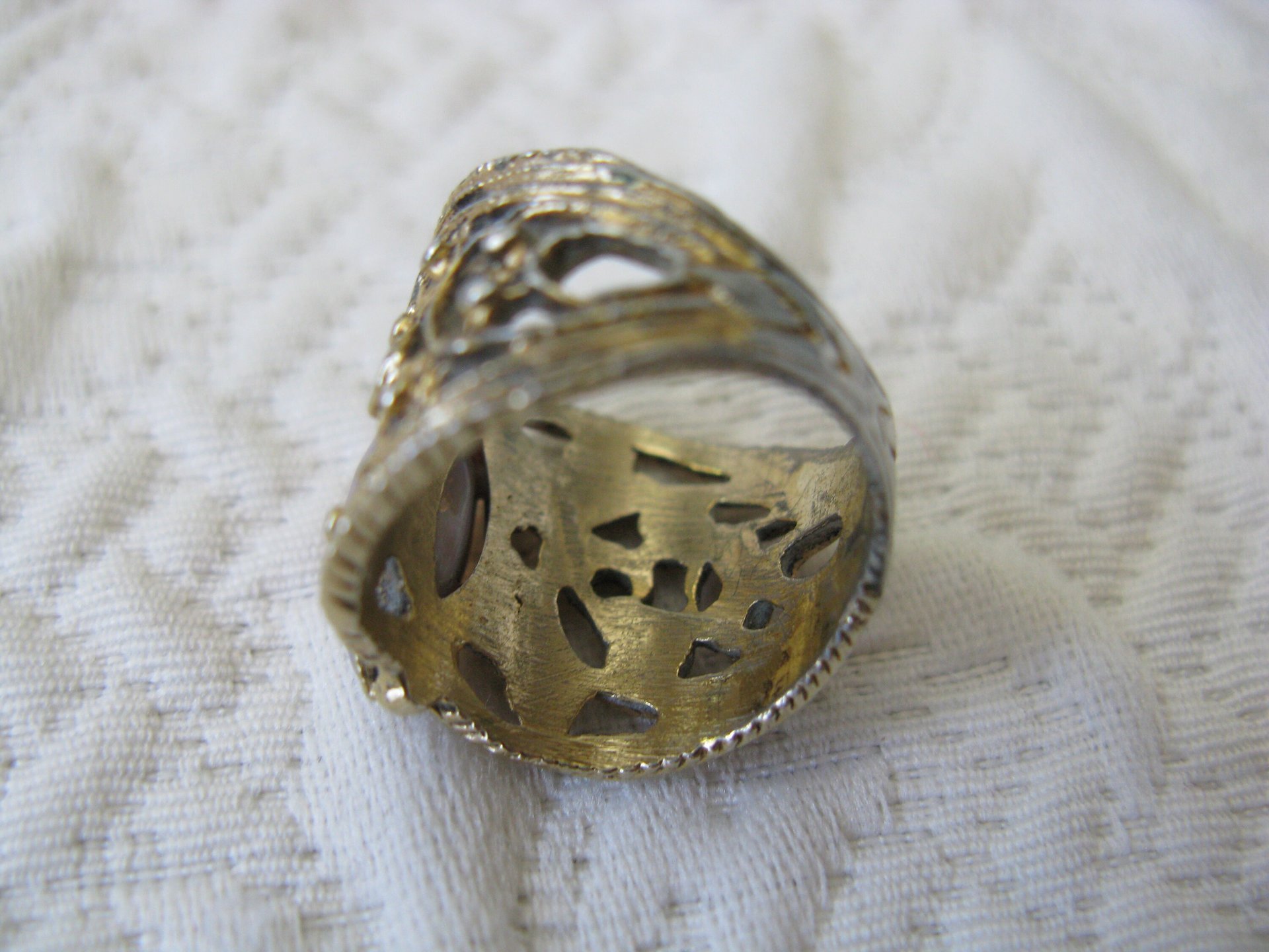 Vintage Costume Statement Ring Retro 60 Hollywood Party Style Elegant Wedding Jewelry Faux Opal Moonstone Aurora Borealis WhenRosesBloom