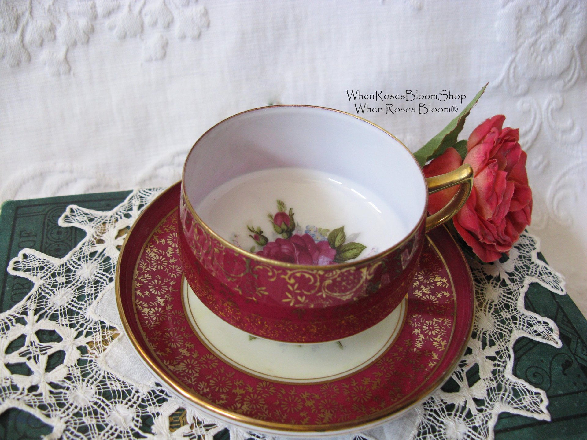 Vintage Tea Cup Pink Roses Made in Japan Saja Mid Century Retro Elegant Tea Gift Victoria Downtown Tea Cottage Shabby Chic WhenRosesBloom