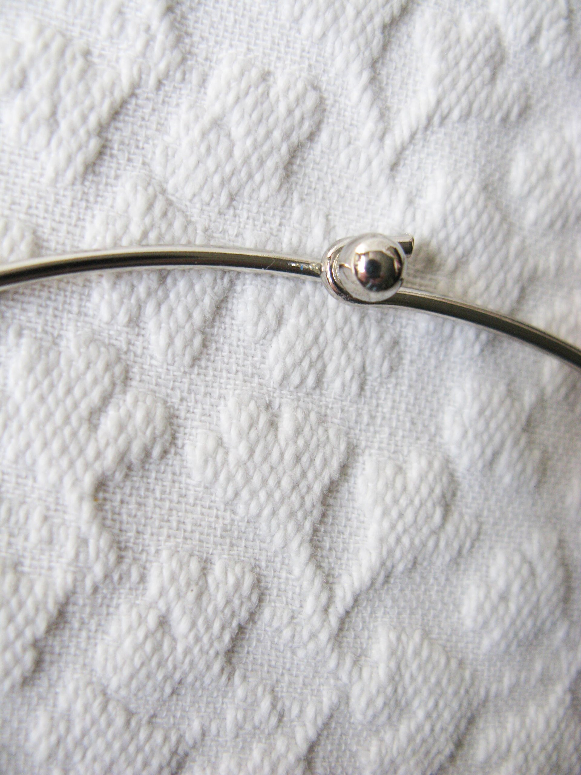 Vintage Silver Choker Pendant 70s Minimalist Style Modernist Floral Statement Necklace Boho Gypsy Retro Elegant Free Ship US WhenRosesBloom