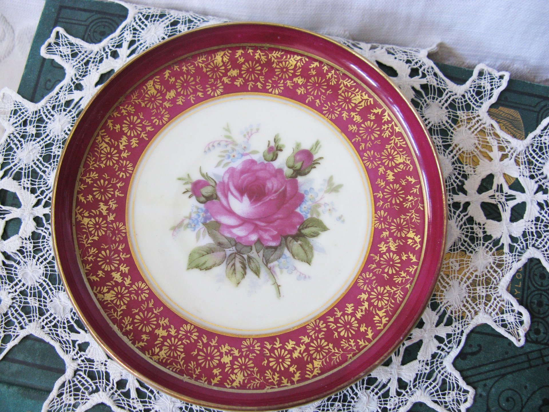 Vintage Tea Cup Pink Roses Made in Japan Saja Mid Century Retro Elegant Tea Gift Victoria Downtown Tea Cottage Shabby Chic WhenRosesBloom