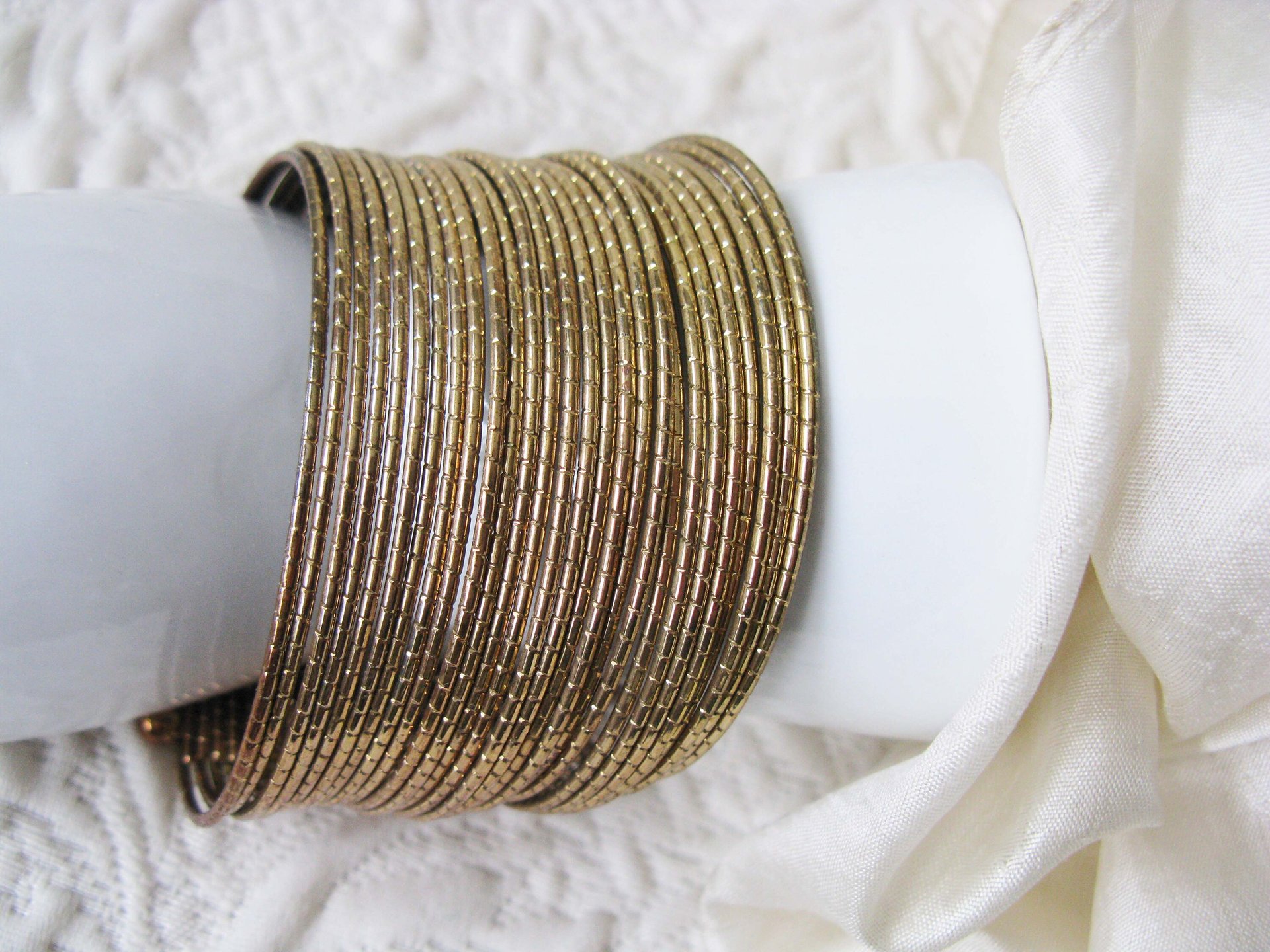 Vintage Gold Bracelet Multi Wire Design Casual Retro 70s-80s Boho Gypsy Hipster Minimalist Modern yet  Retro Jewelry Gift  WhenRosesBloom