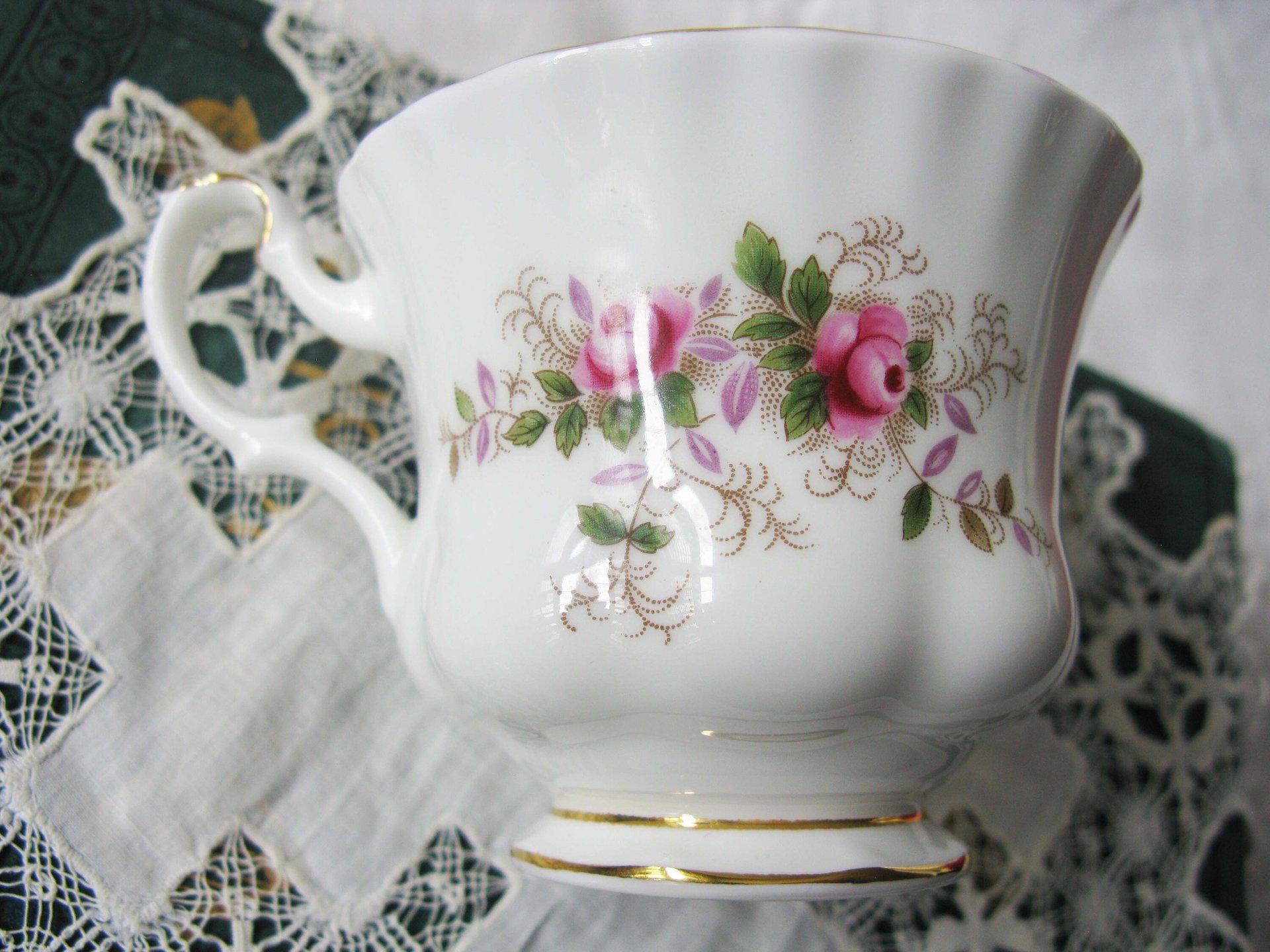 Royal Albert Lavender Rose Vintage Tea Cup English Bone China Retro TeaTime Gift Dainty Mid Century Style Shabby Chic WhenRosesBloom