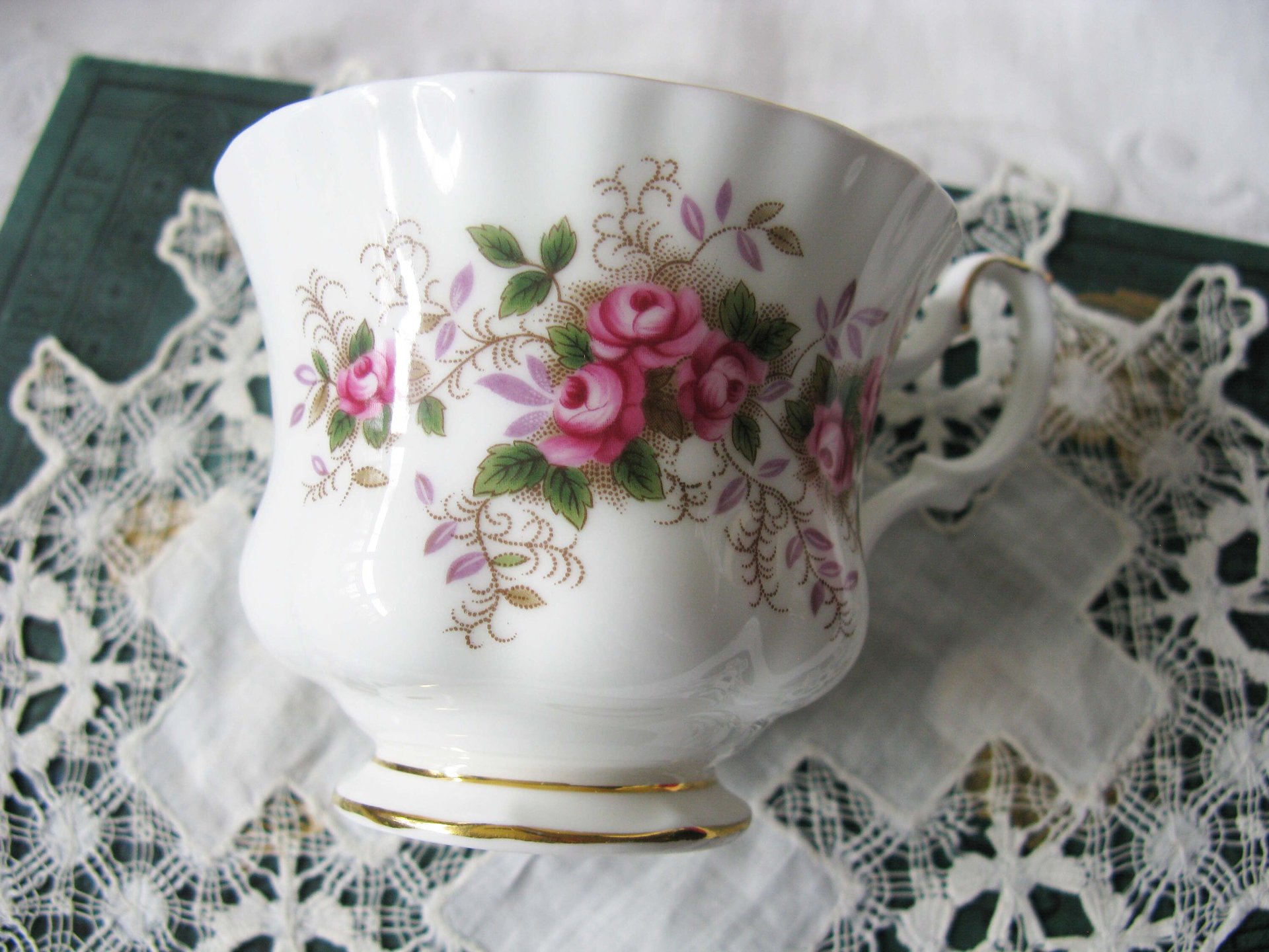 Royal Albert Lavender Rose Vintage Tea Cup English Bone China Retro TeaTime Gift Dainty Mid Century Style Shabby Chic WhenRosesBloom
