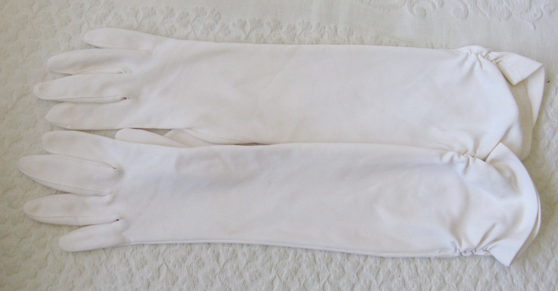 Vintage White Gloves Wedding Tea Retro Mid Century Bride Bridesmaid Downton Titanic Austen Cosplay  Free Ship  US When Roses Bloom