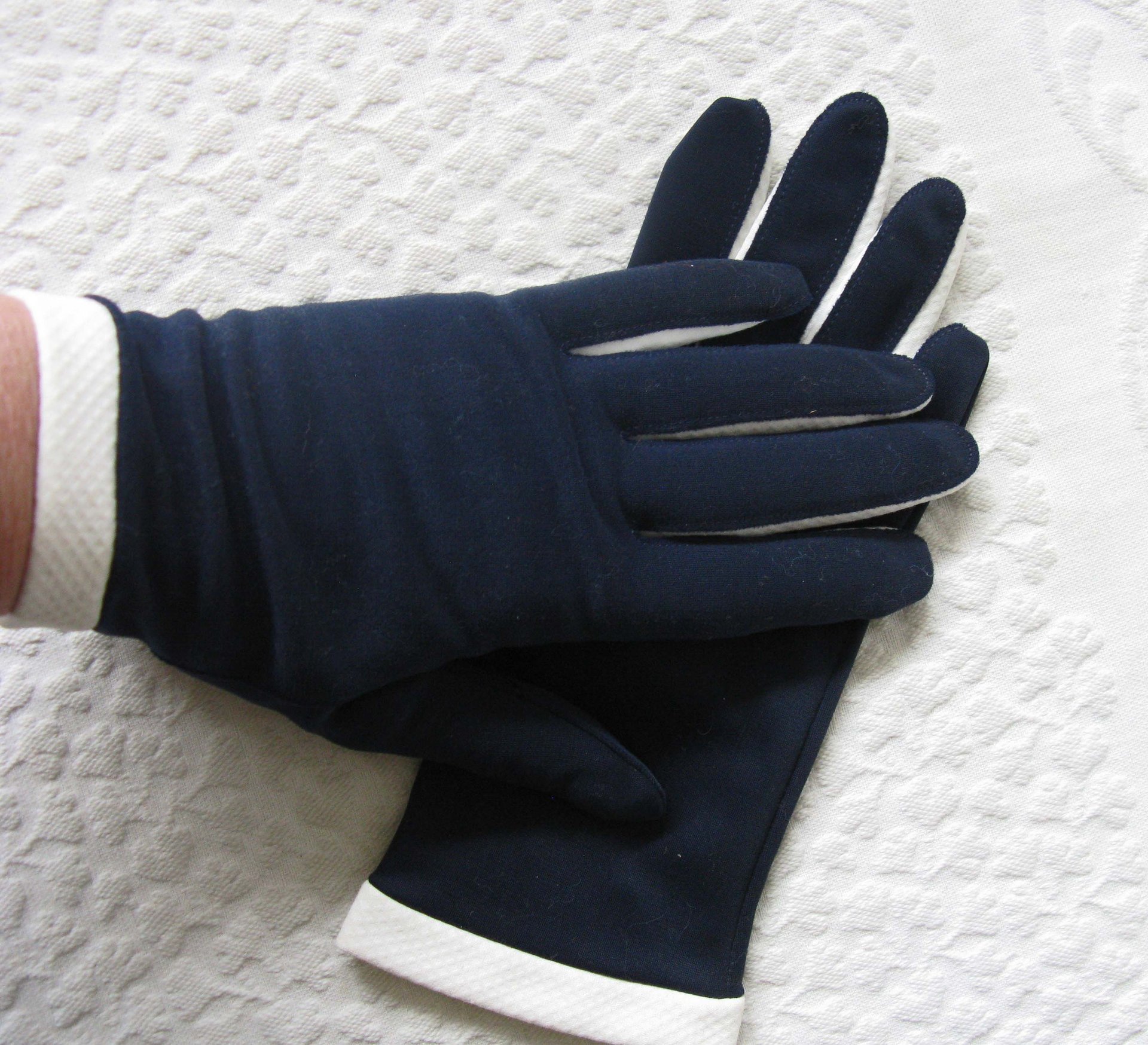 Vintage Gloves Blue White Sz 7 NOS Retro Mid Century Dance Tea Party 60s  Audrey Hepburn Miss Fisher Cosplay Free Ship  US When Roses Bloom