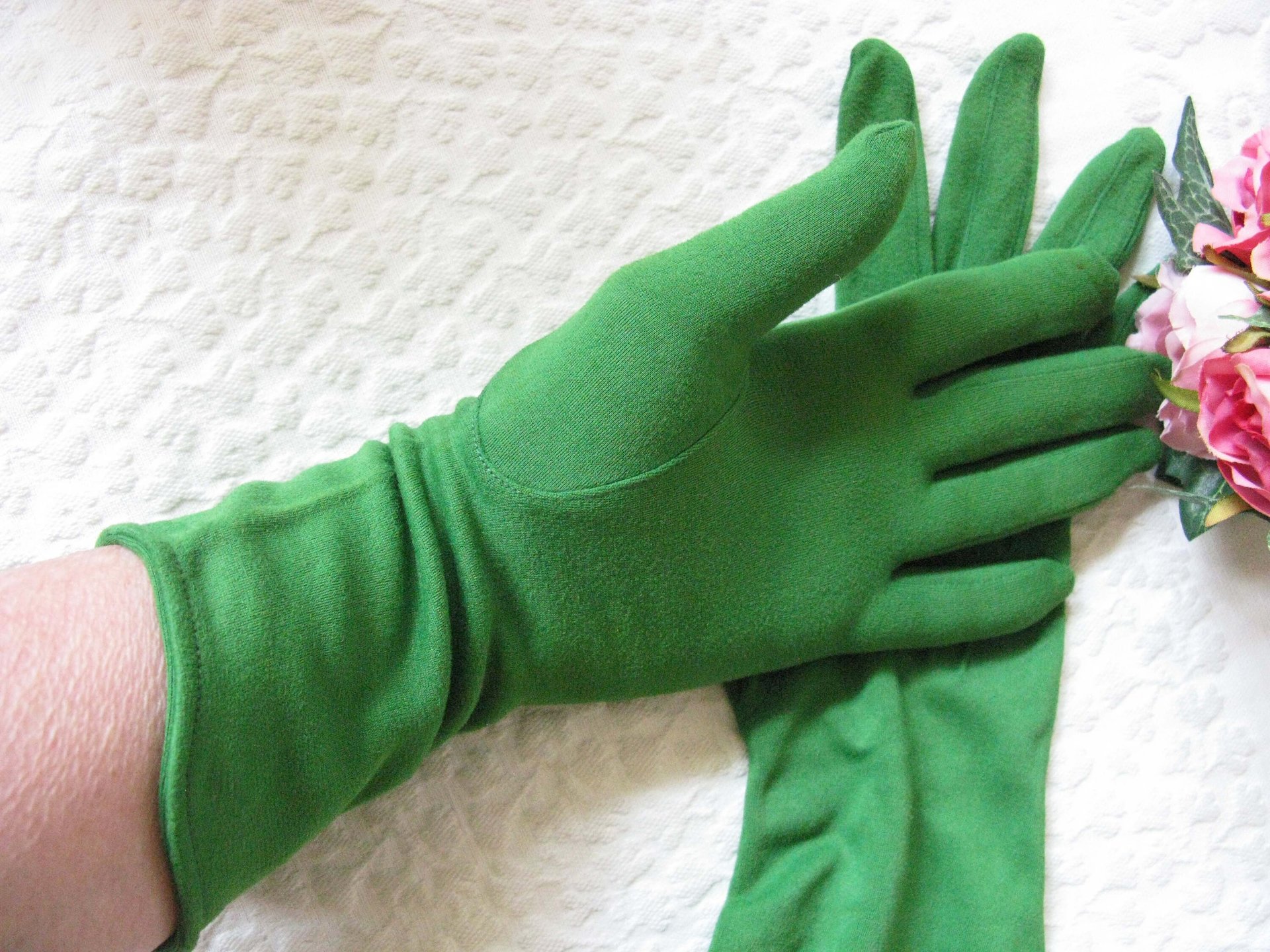 Vintage Green Matinee Gloves Tea Party Retro Mid Century Cosplay Wedding Bride Bridesmaid Afternoon Tea Shipping Incl. US When Roses Bloom