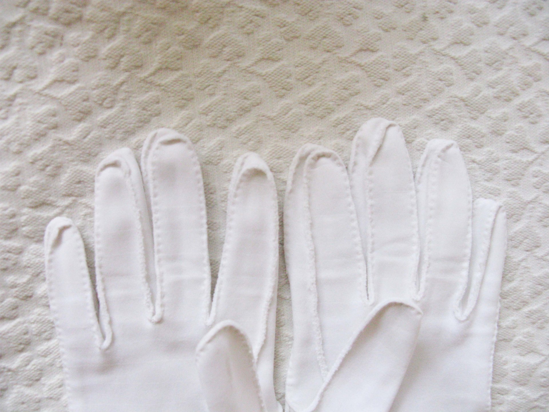 Gloves White Short Retro Vintage Tea Party Elegant Cosplay Downton Miss Fisher Mid Century Style Free Ship US When Roses Bloom