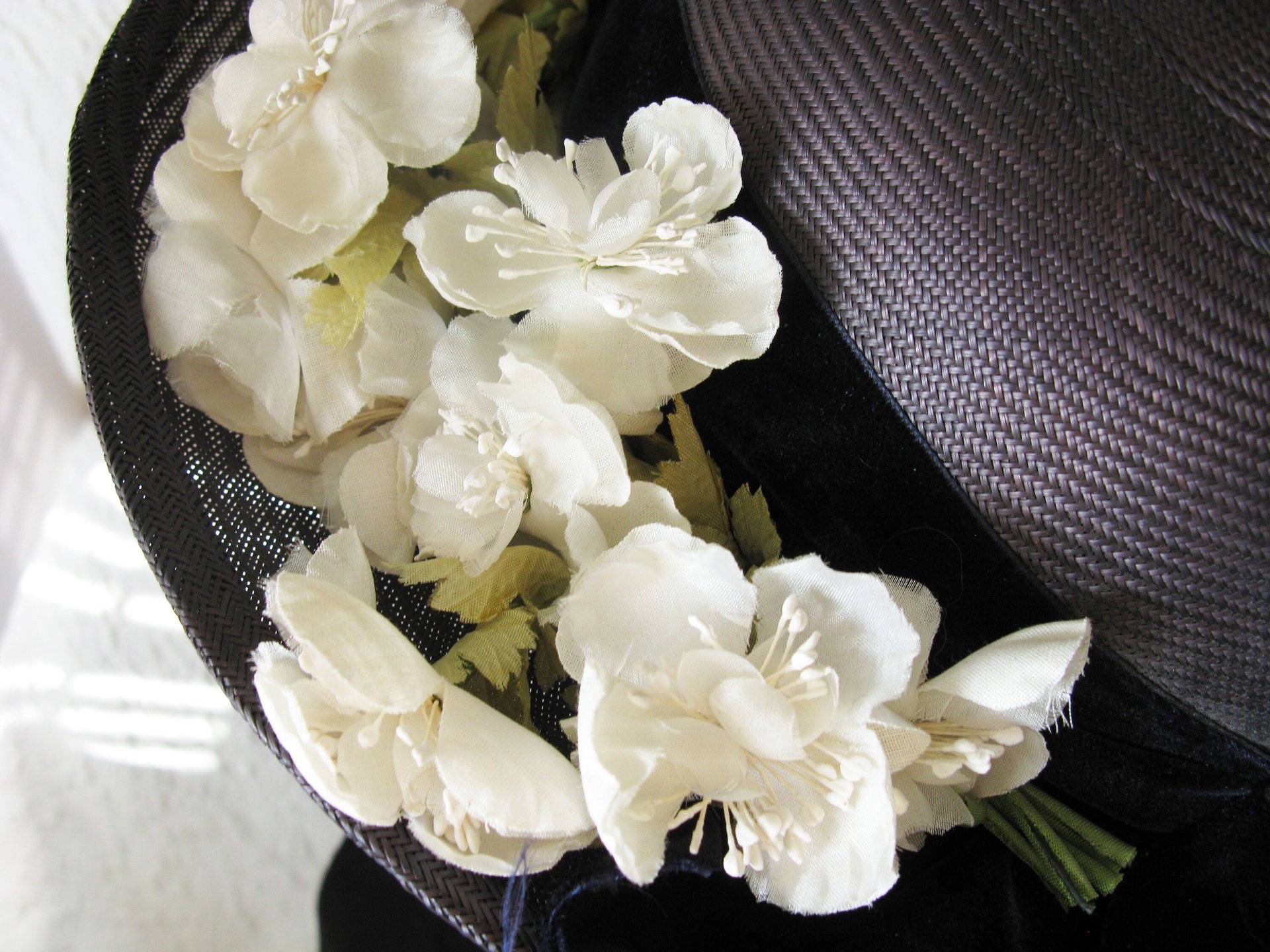 Vintage Blue Straw Hat Classic  Flowers Garden Tea Party Hat Summer Straw Hat with Flowers Mid Century Elegant Cosplay WhenRosesBloom
