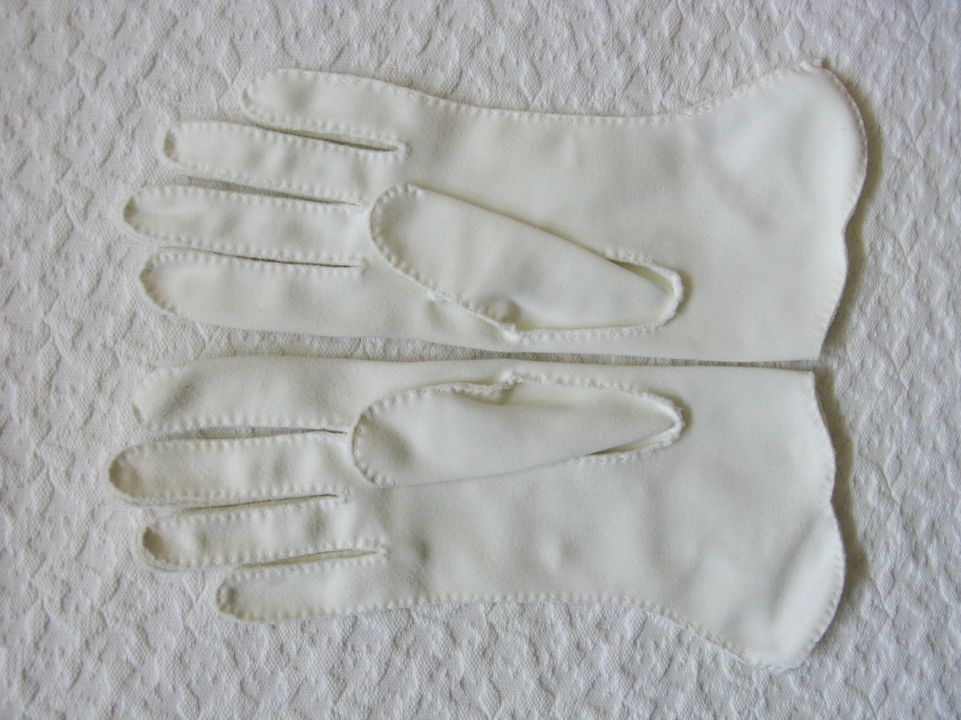 White Gloves Short Sz 6 Embroidered Vintage Retro Mid Century 40s 50s Tea Dance Wedding Downton Cosplay Gloves Free Ship US  WhenRosesBloom