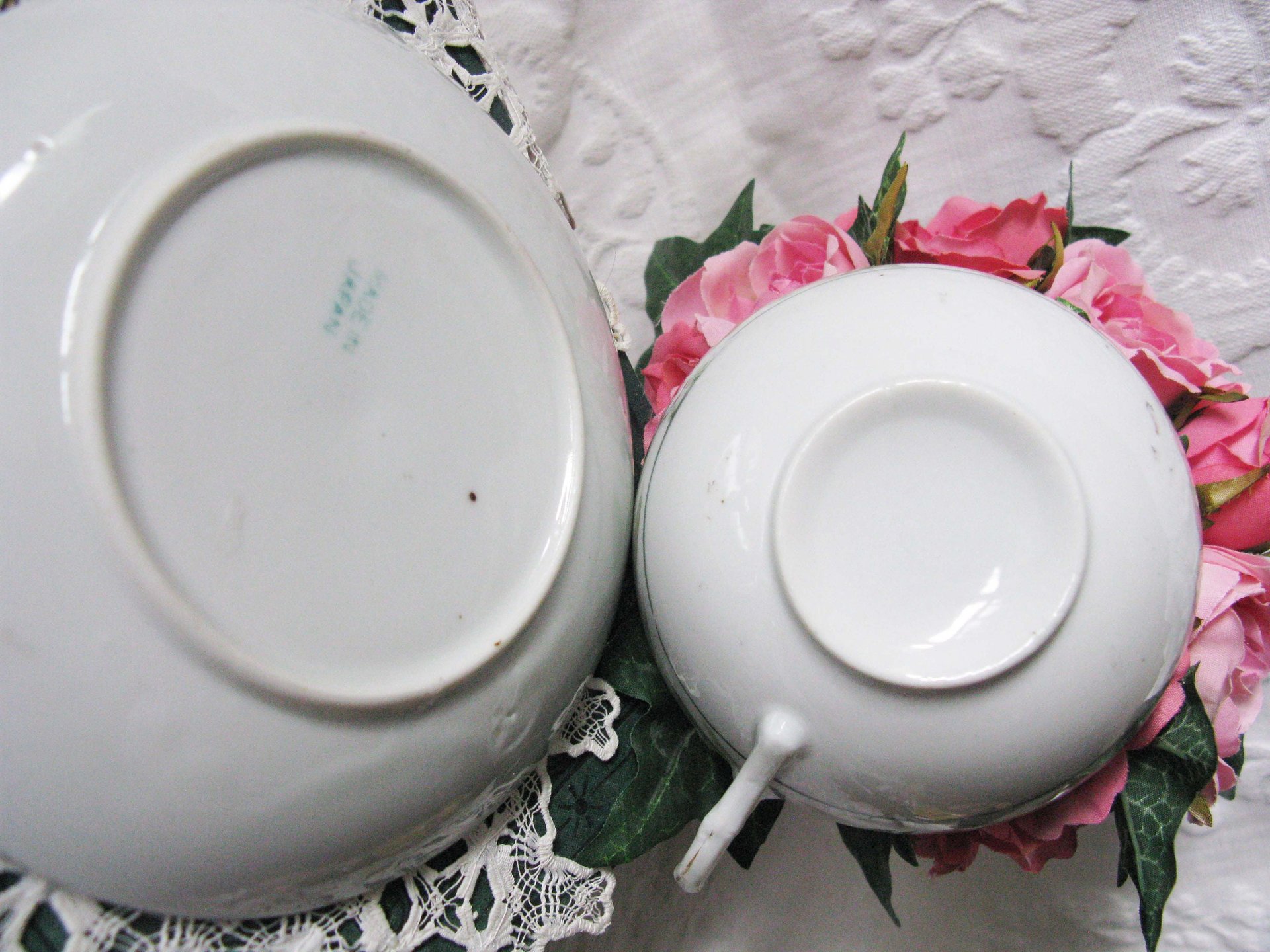 4 Tea Cups Pink Roses with Green leaves Set 4 Vintage Made in Japan Tea Time Gift Mid Century Farmhouse Cottage Shabby Chic WhenRosesBloom
