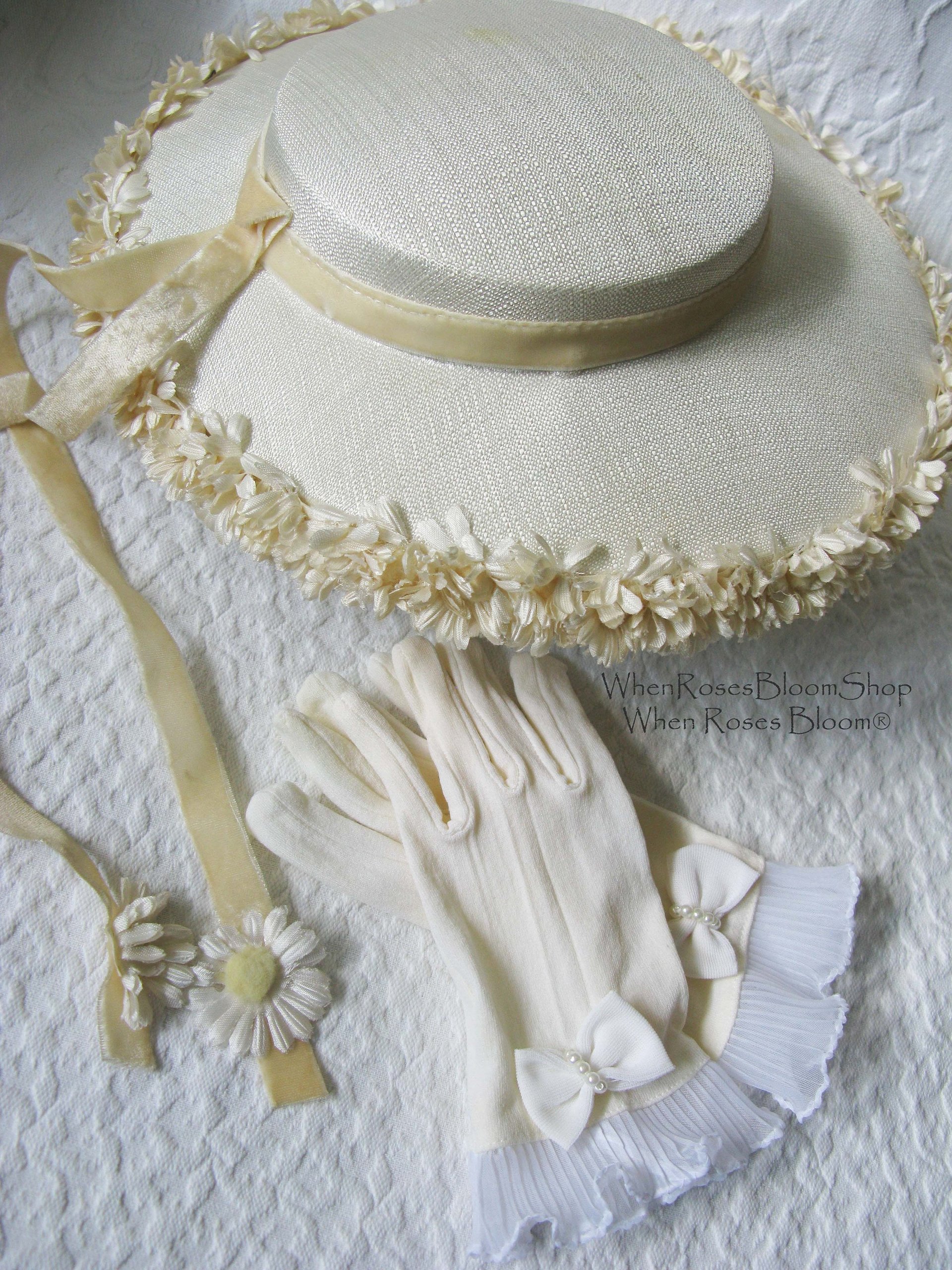 White Gloves Girl Vintage Child Classic Tea Party 1st Communion Flower Girl Wedding Bride Bridesmaid Retro Style Free Ship US WhenRosesBloom