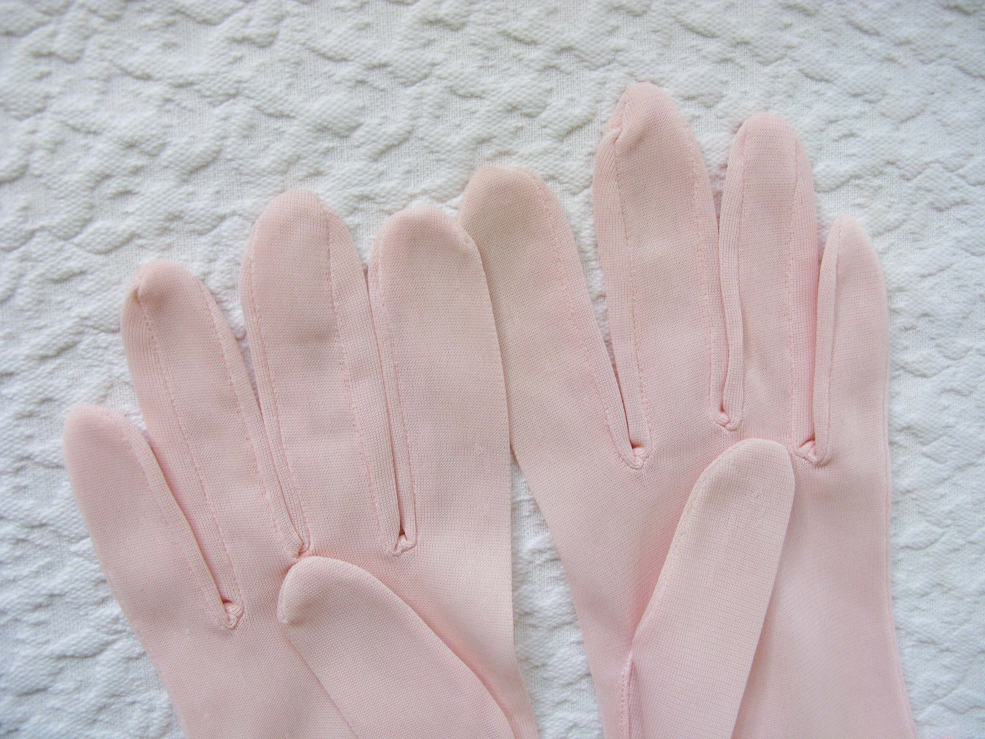 Vintage Pink Gloves Size 6.5 Wedding Tea Party Lunch Date Retro Mid Century Bridal Downton Retro Cosplay Free Ship  US When Roses Bloom
