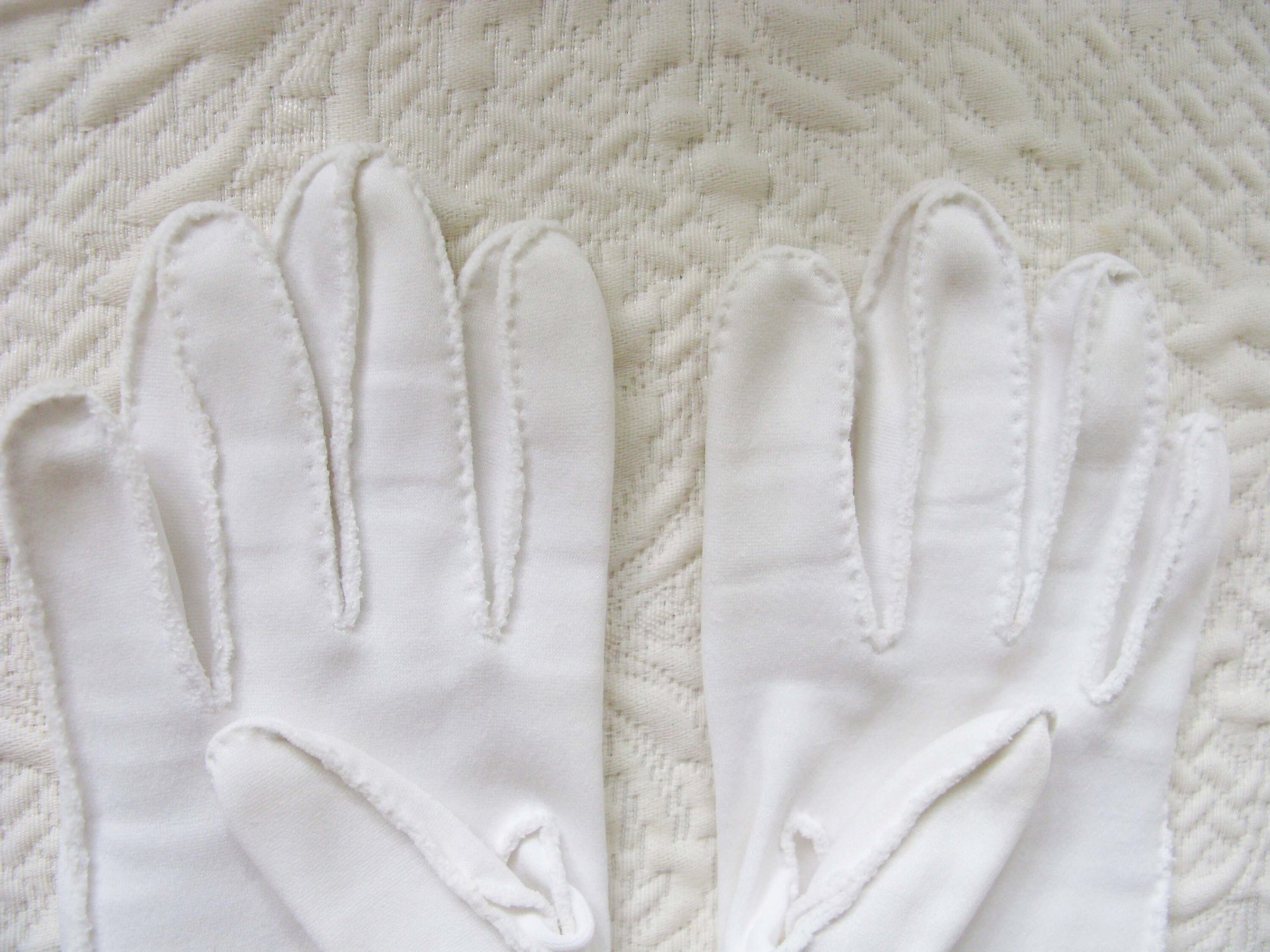Gloves White Short Retro Vintage Tea Party Elegant Cosplay Downton Miss Fisher Mid Century Style Free Ship US When Roses Bloom